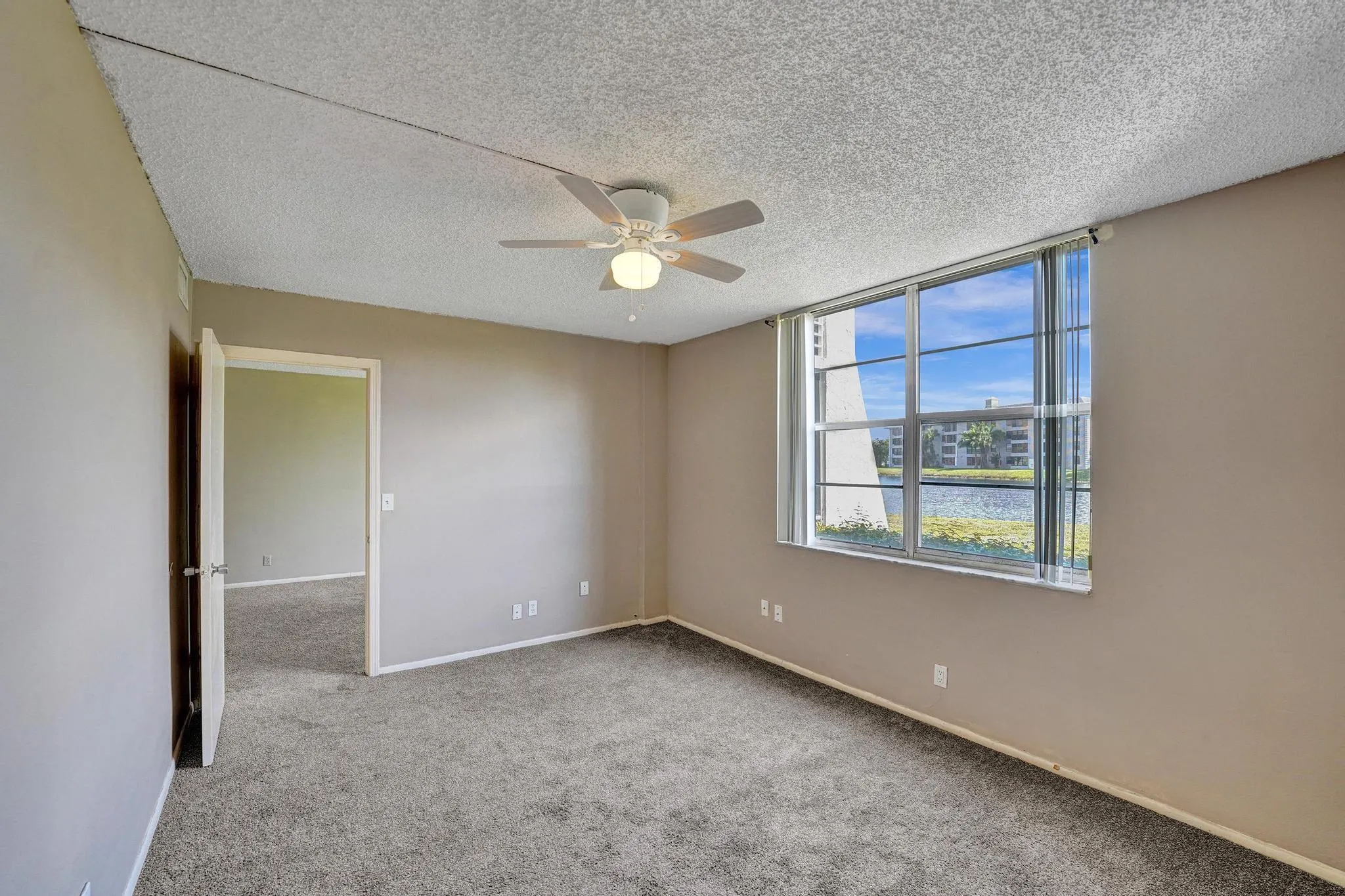 9440 Poinciana Pl, #109