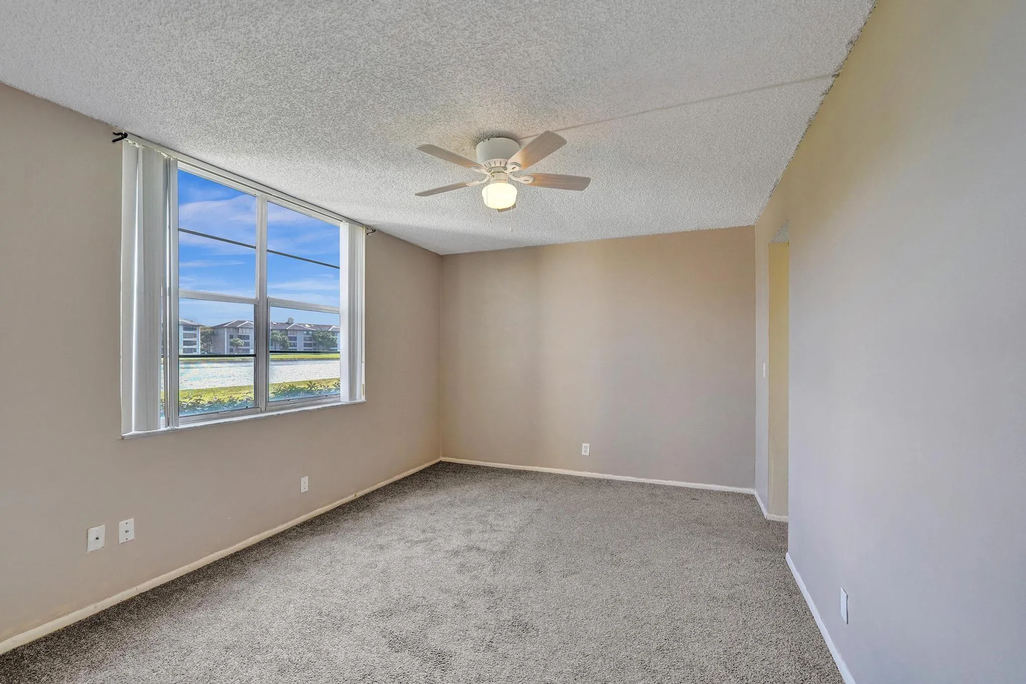 9440 Poinciana Pl, #109