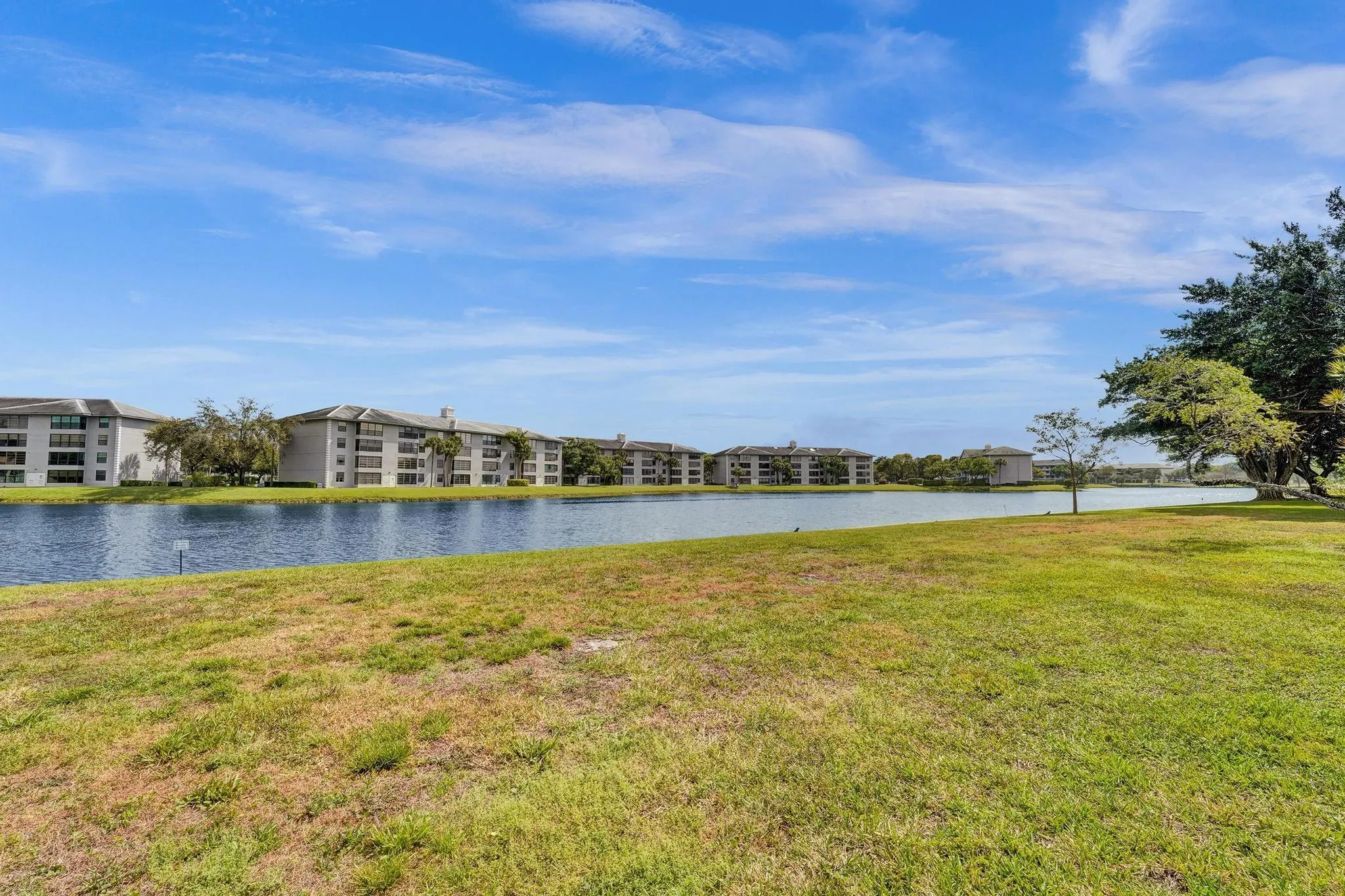9440 Poinciana Pl, #109