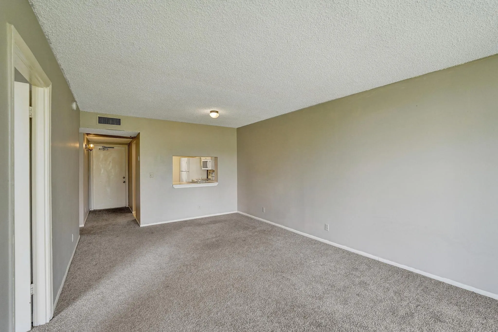 9440 Poinciana Pl, #109
