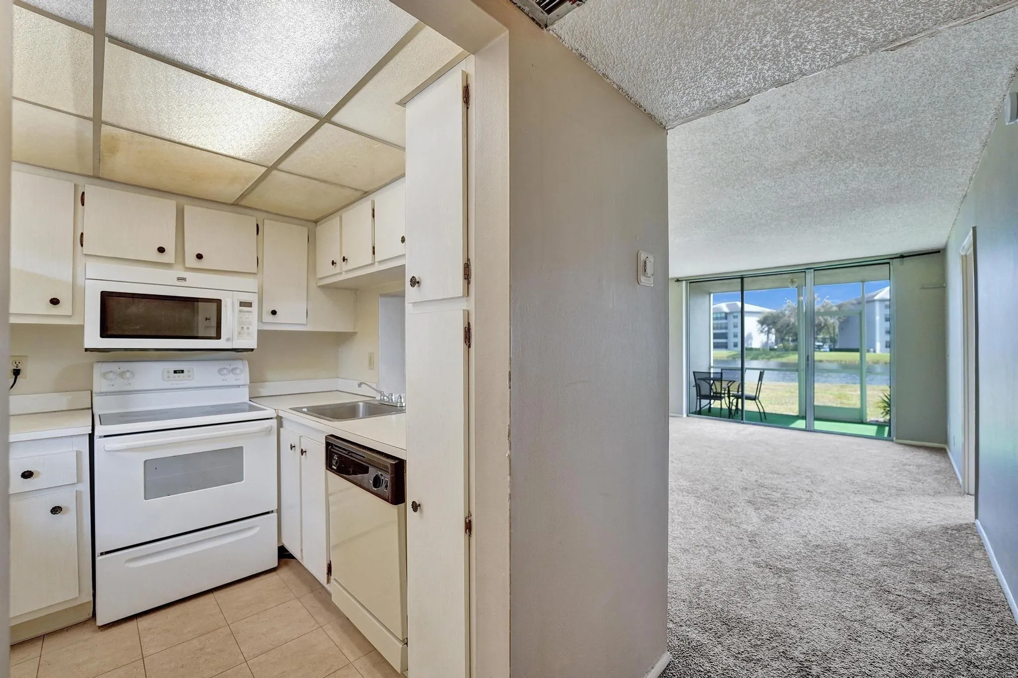 9440 Poinciana Pl, #109