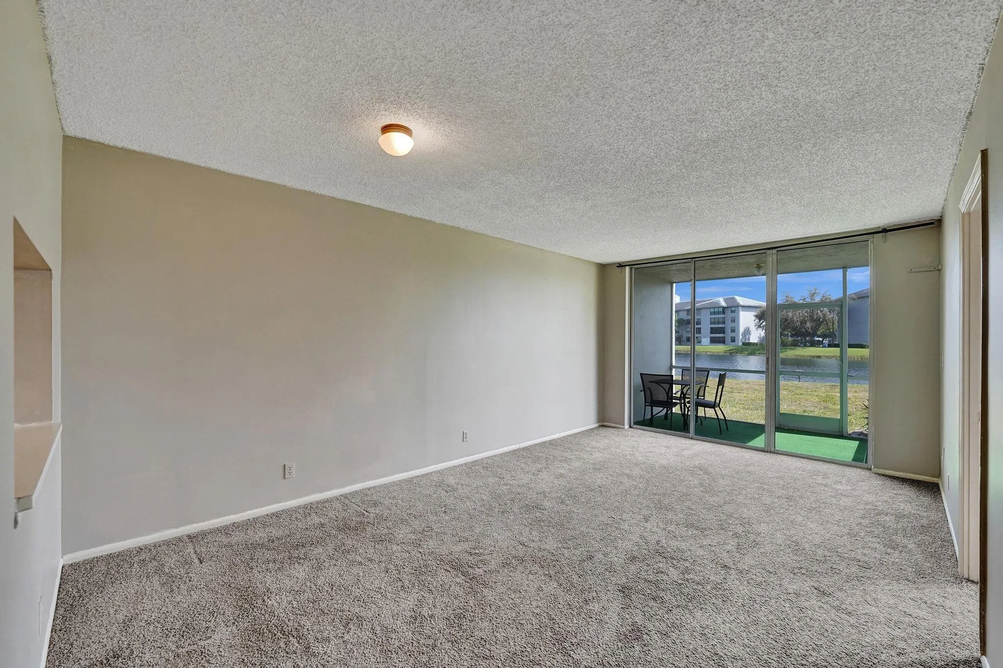 9440 Poinciana Pl, #109