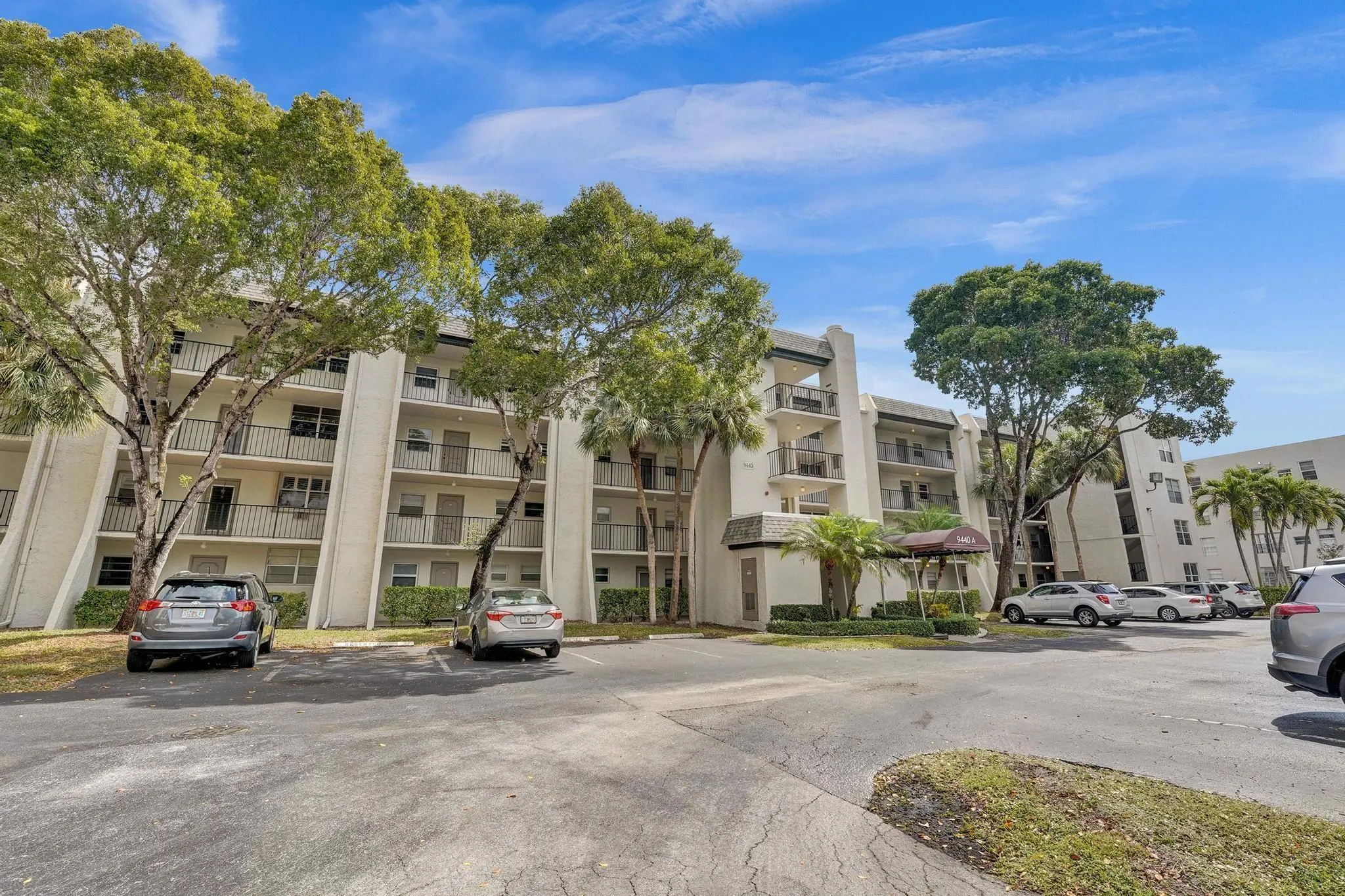 9440 Poinciana Pl, #109