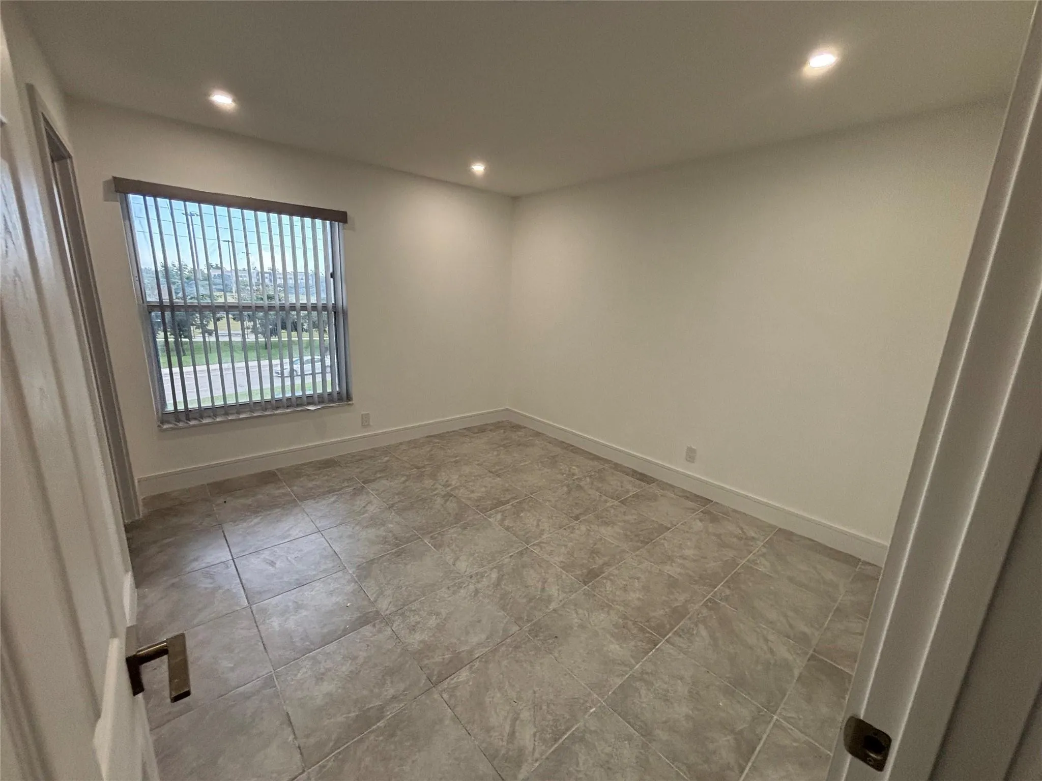505 S Pine Island Rd, #308