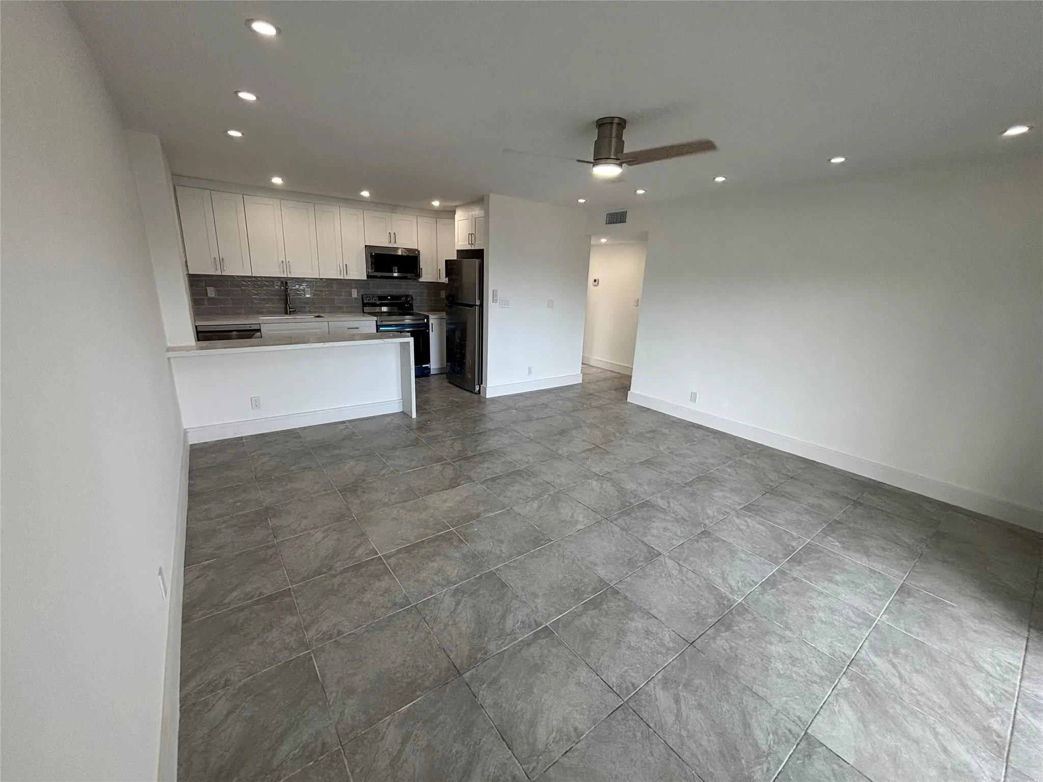 505 S Pine Island Rd, #308