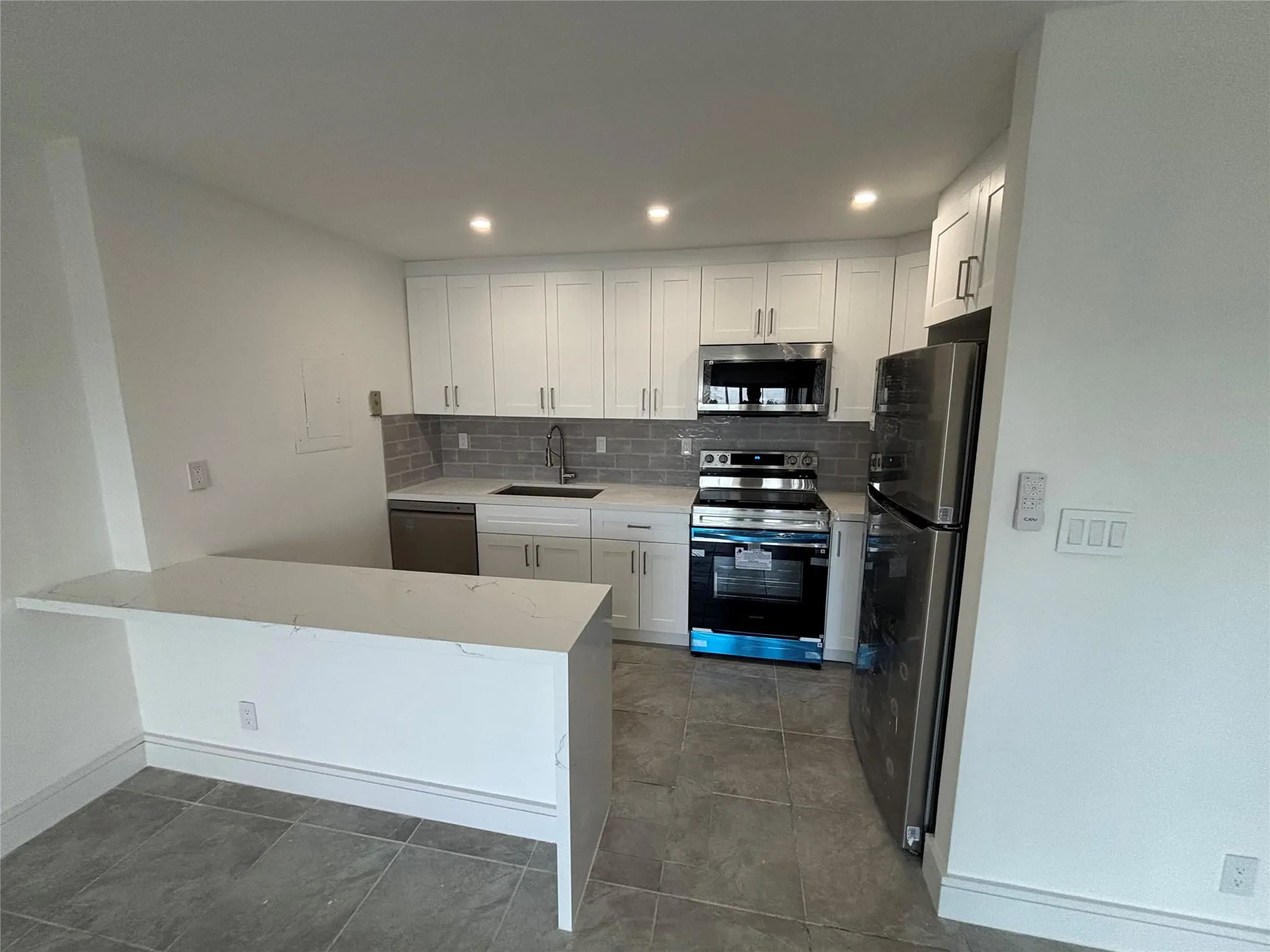 505 S Pine Island Rd, #308