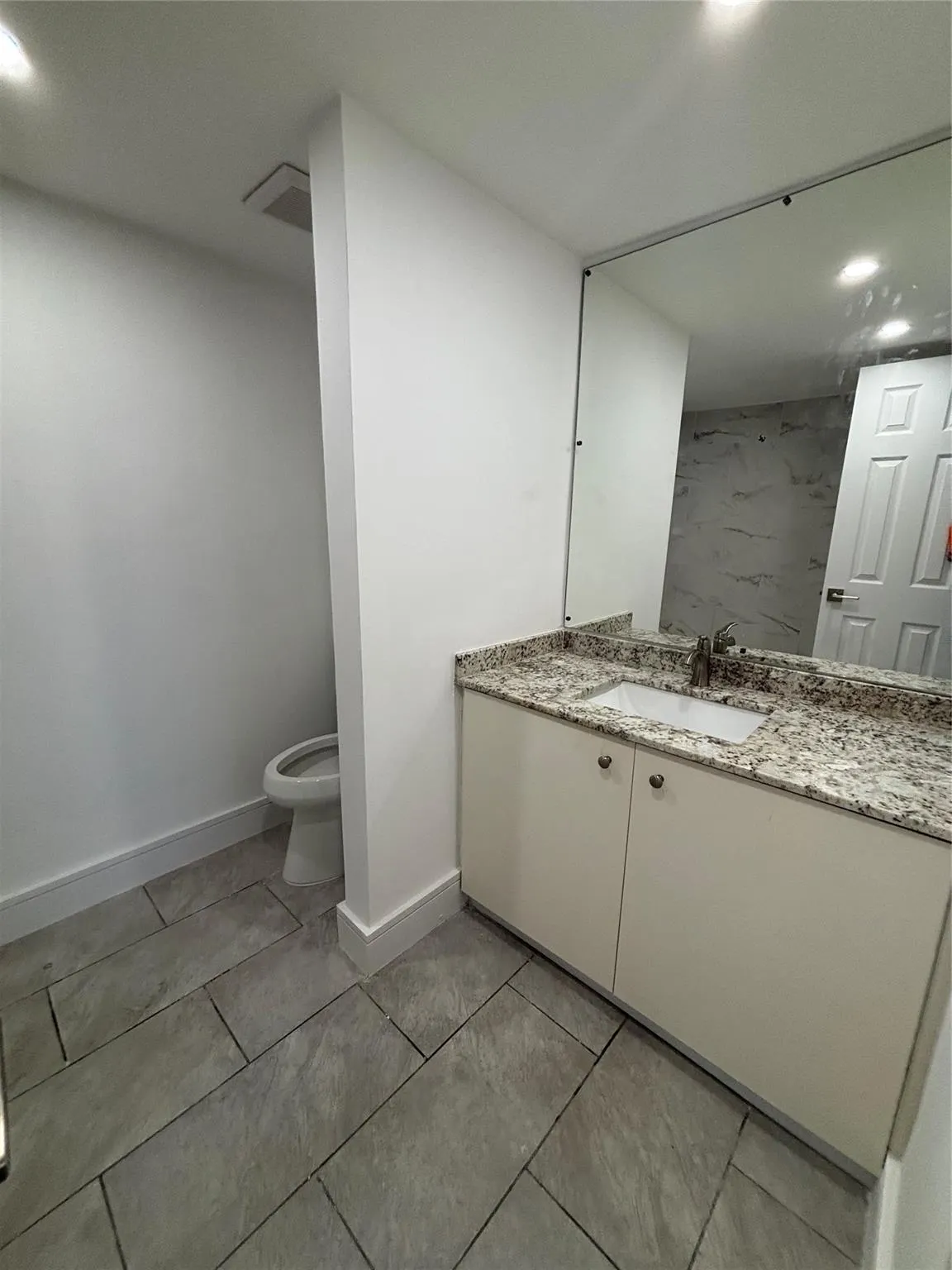 505 S Pine Island Rd, #308