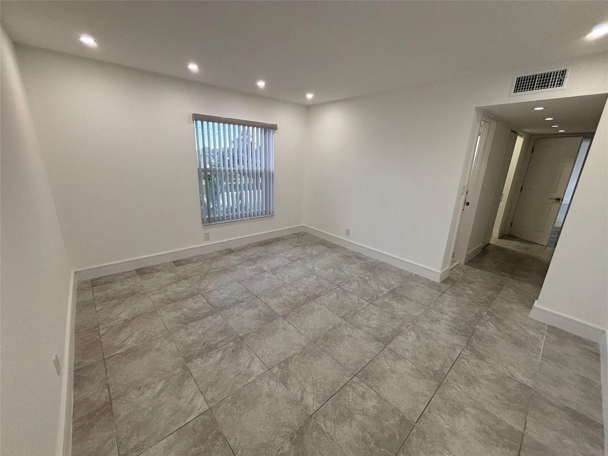 505 S Pine Island Rd, #308