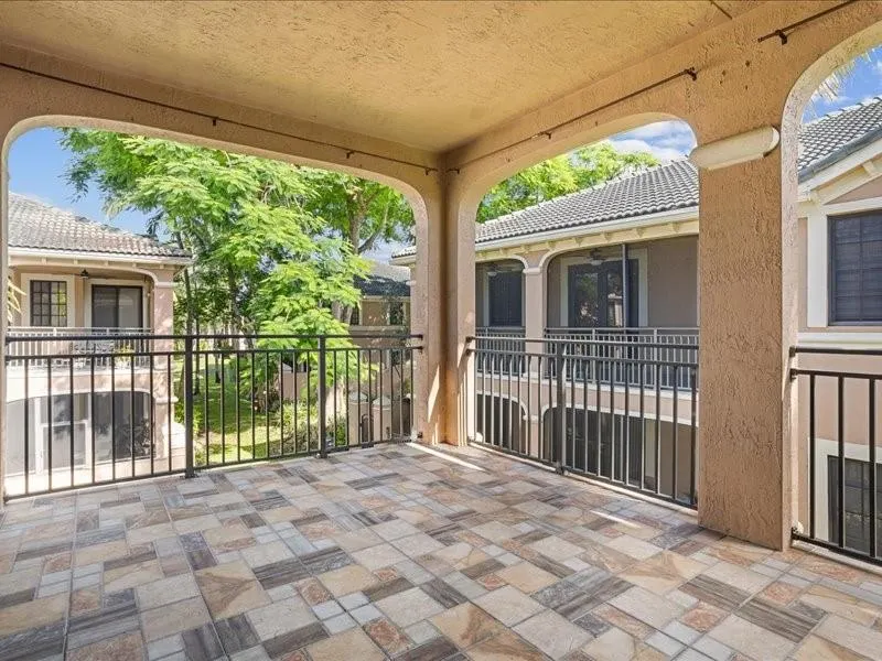 2798 Center Court Dr, #3-30