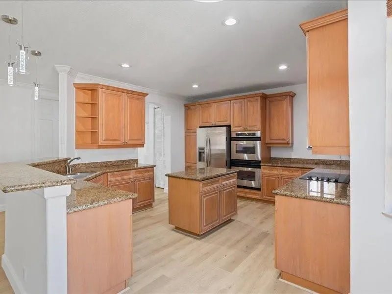 2798 Center Court Dr, #3-30