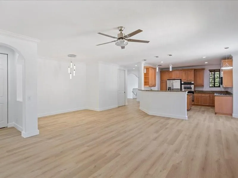 2798 Center Court Dr, #3-30