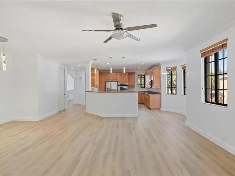 2798 Center Court Dr, #3-30