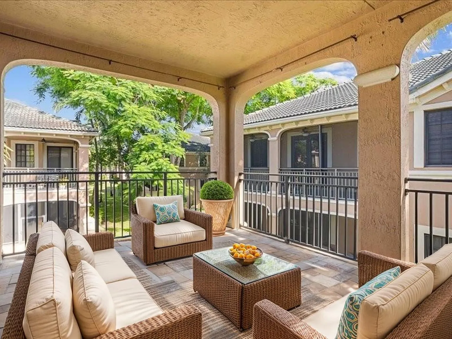 2798 Center Court Dr, #3-30