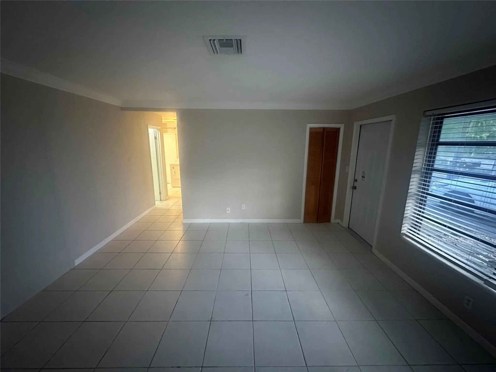 299 SE 12th Ave, #B