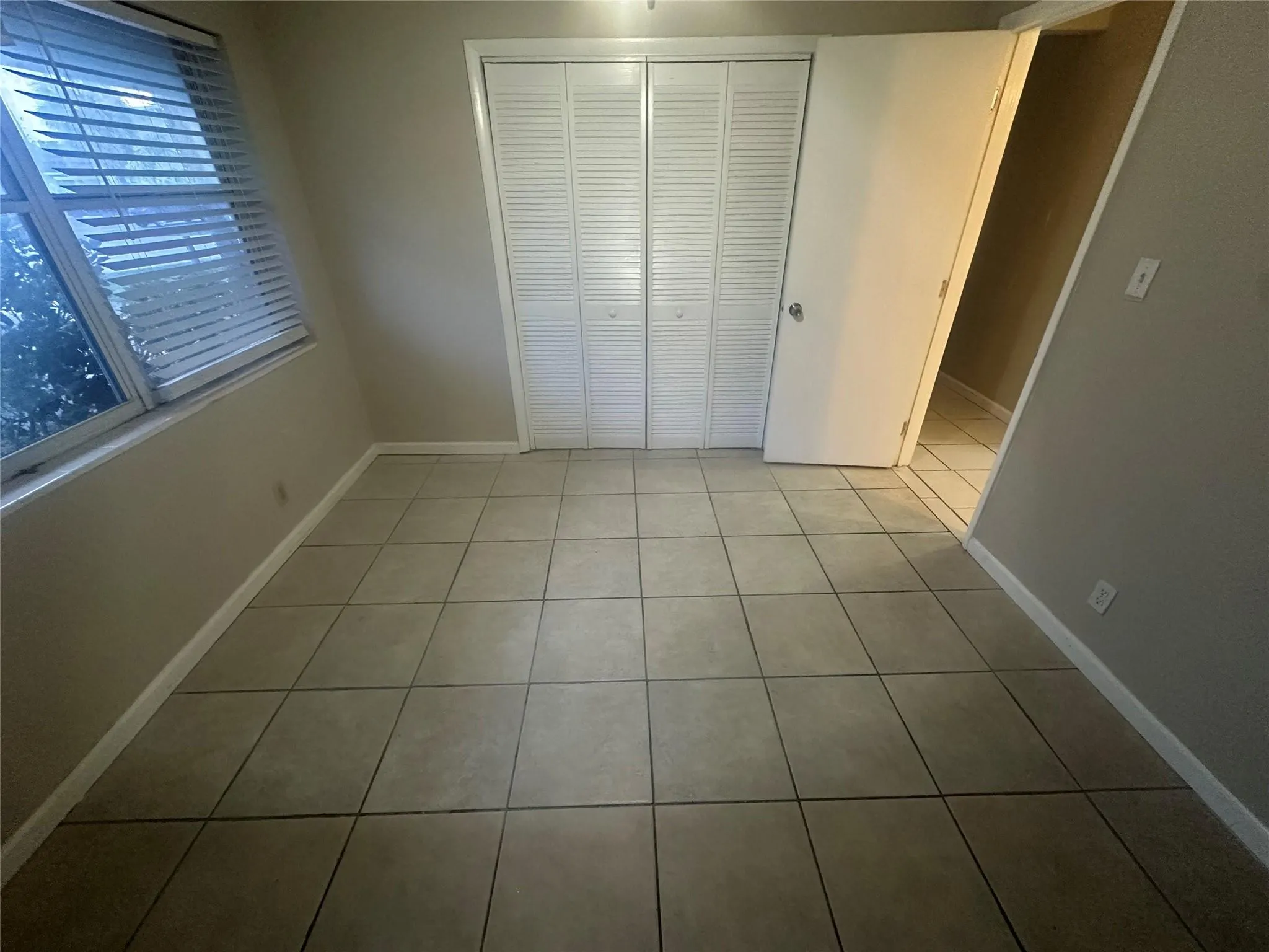 299 SE 12th Ave, #B