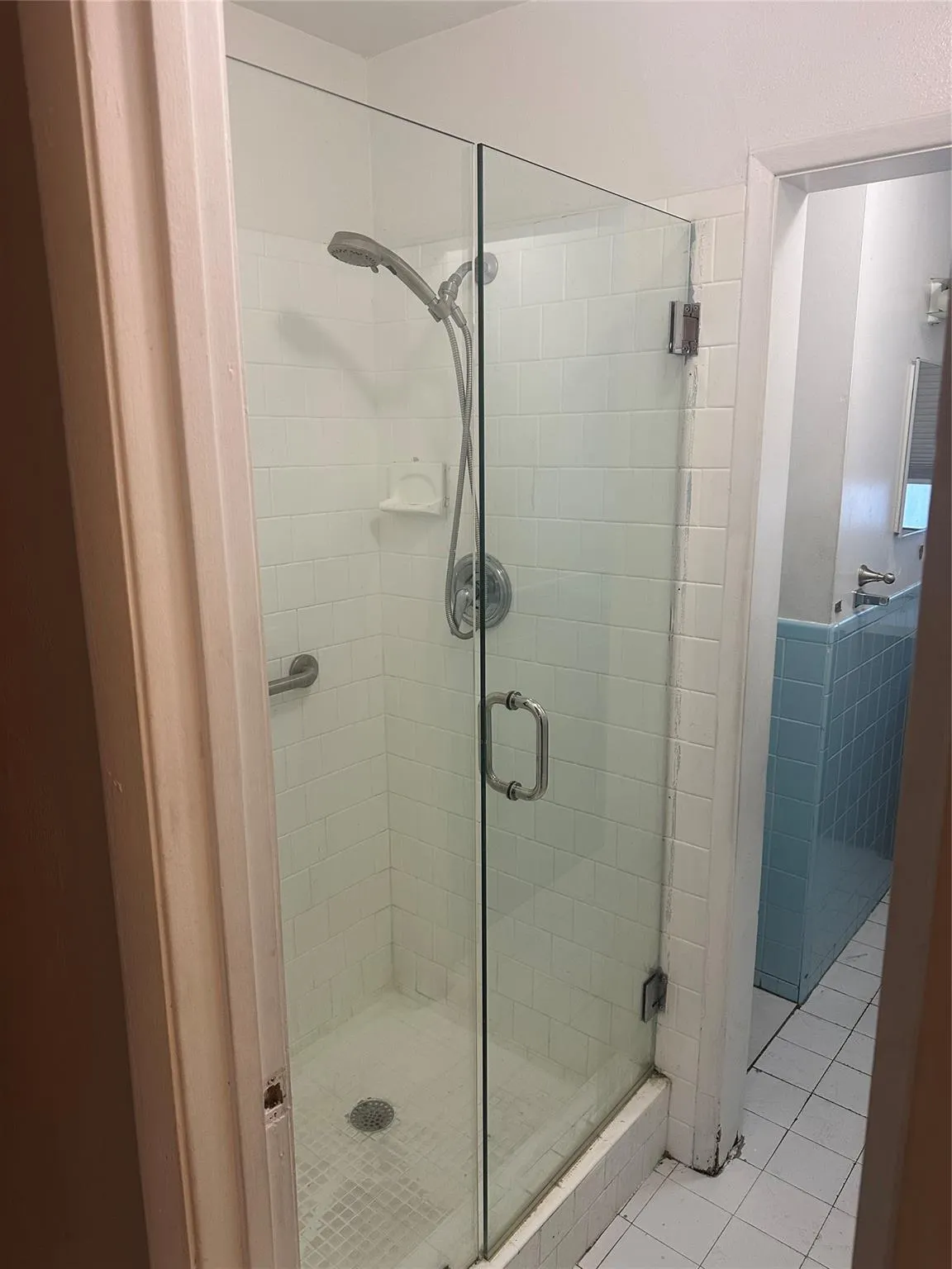 299 SE 12th Ave, #B