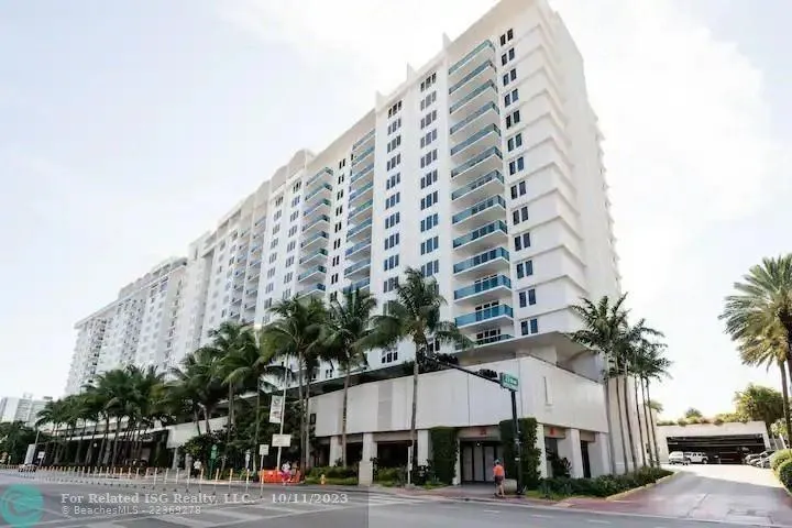 2301 Collins Ave, #327