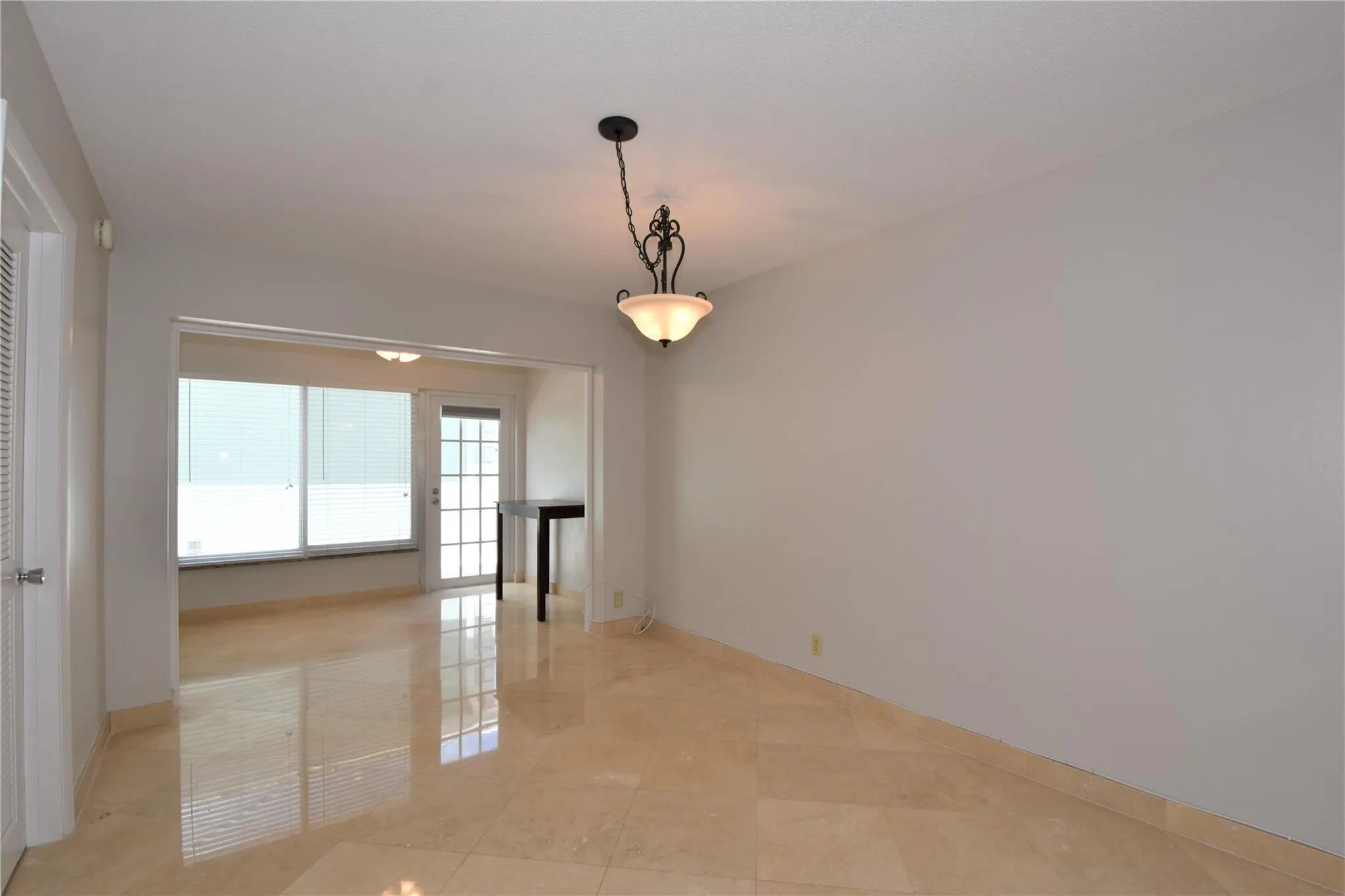 5400 N Ocean Blvd, #31