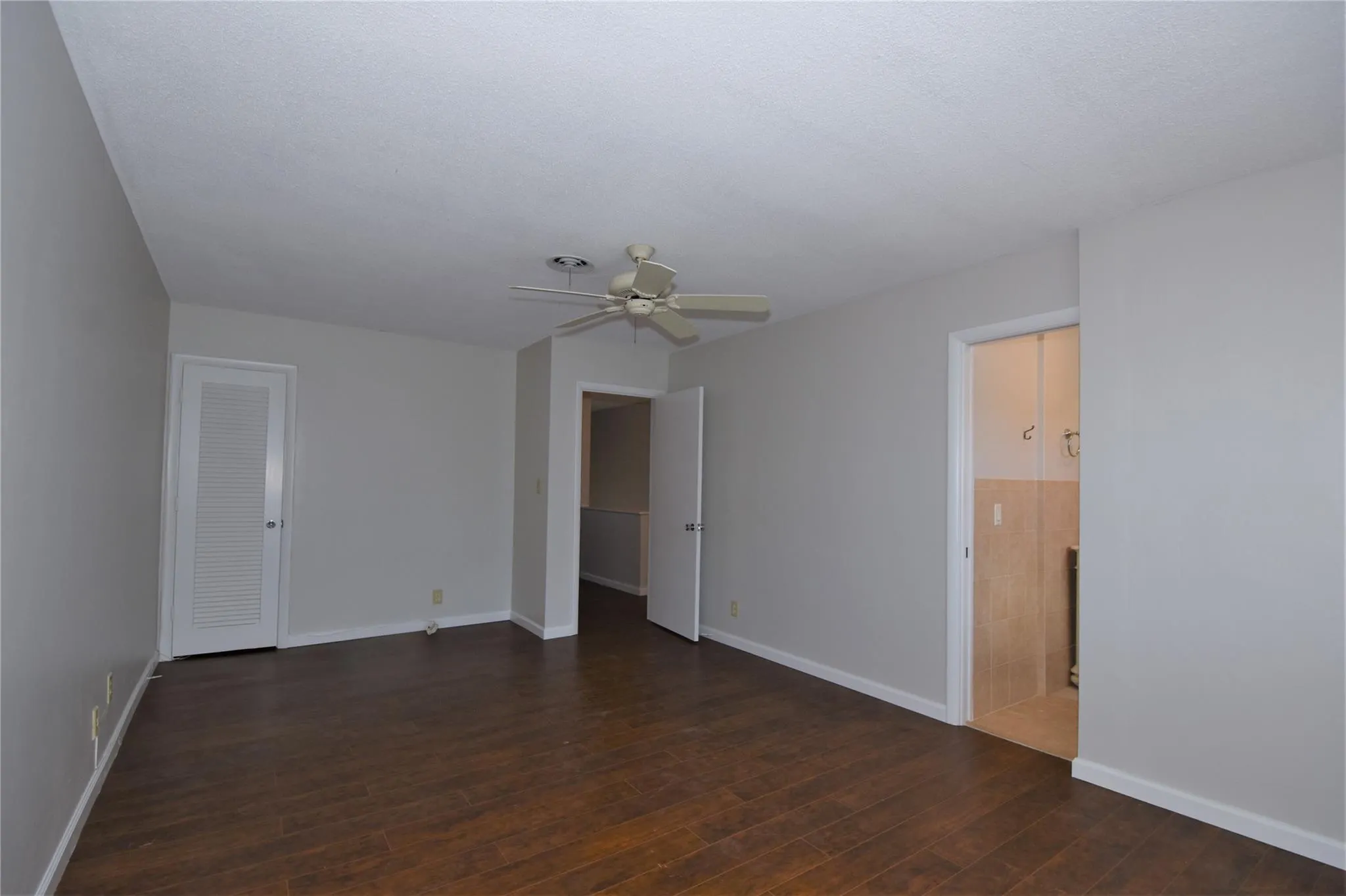 5400 N Ocean Blvd, #31