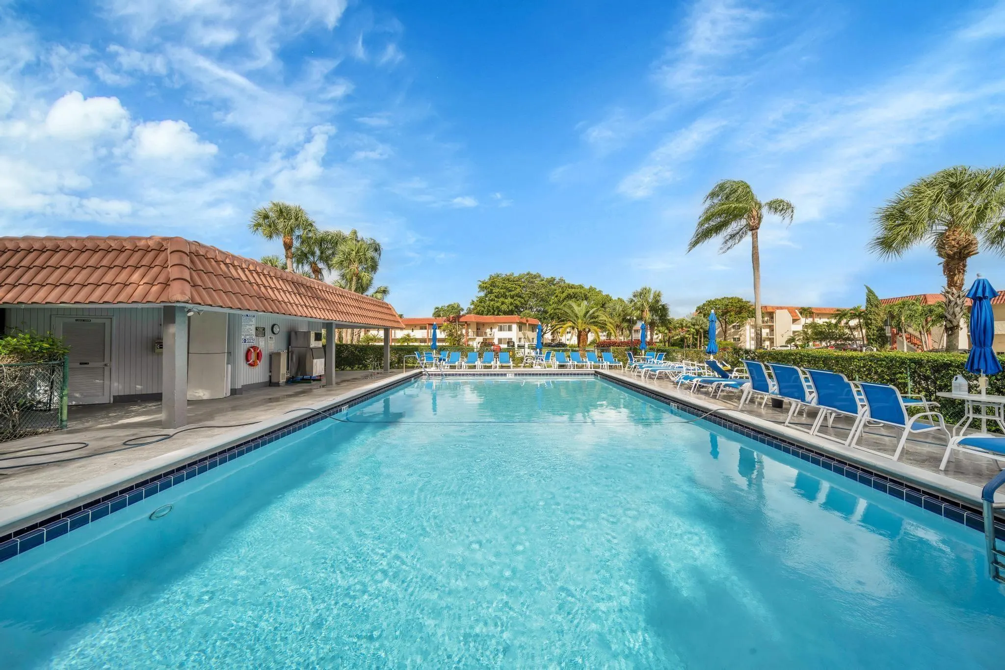 8911 S Hollybrook Blvd, #201