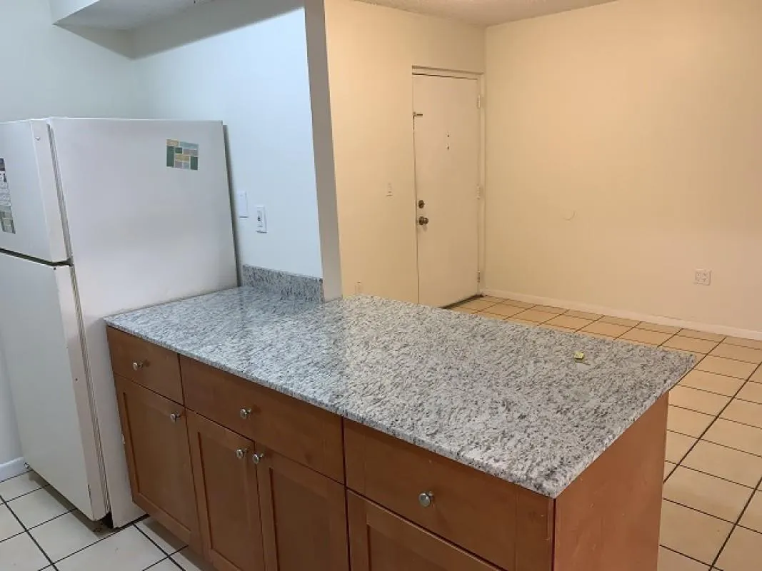 890 SW 129th Pl, #209