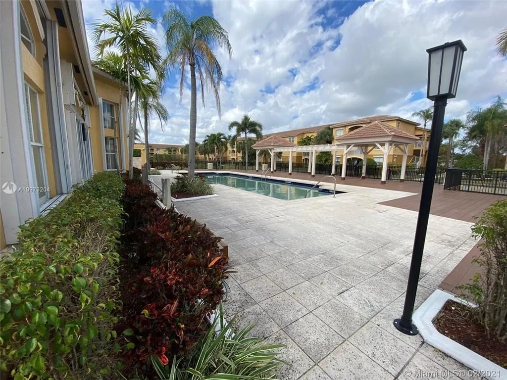 150 NW 96th Ave, #9-101