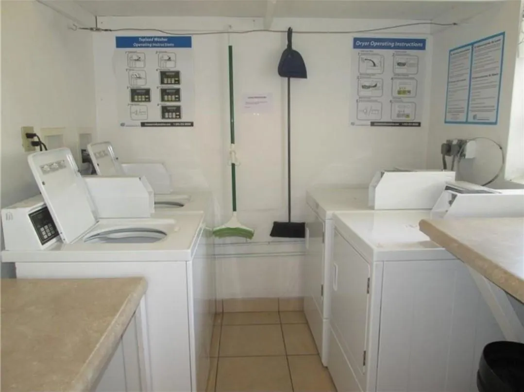 251 S Golf Blvd, #187
