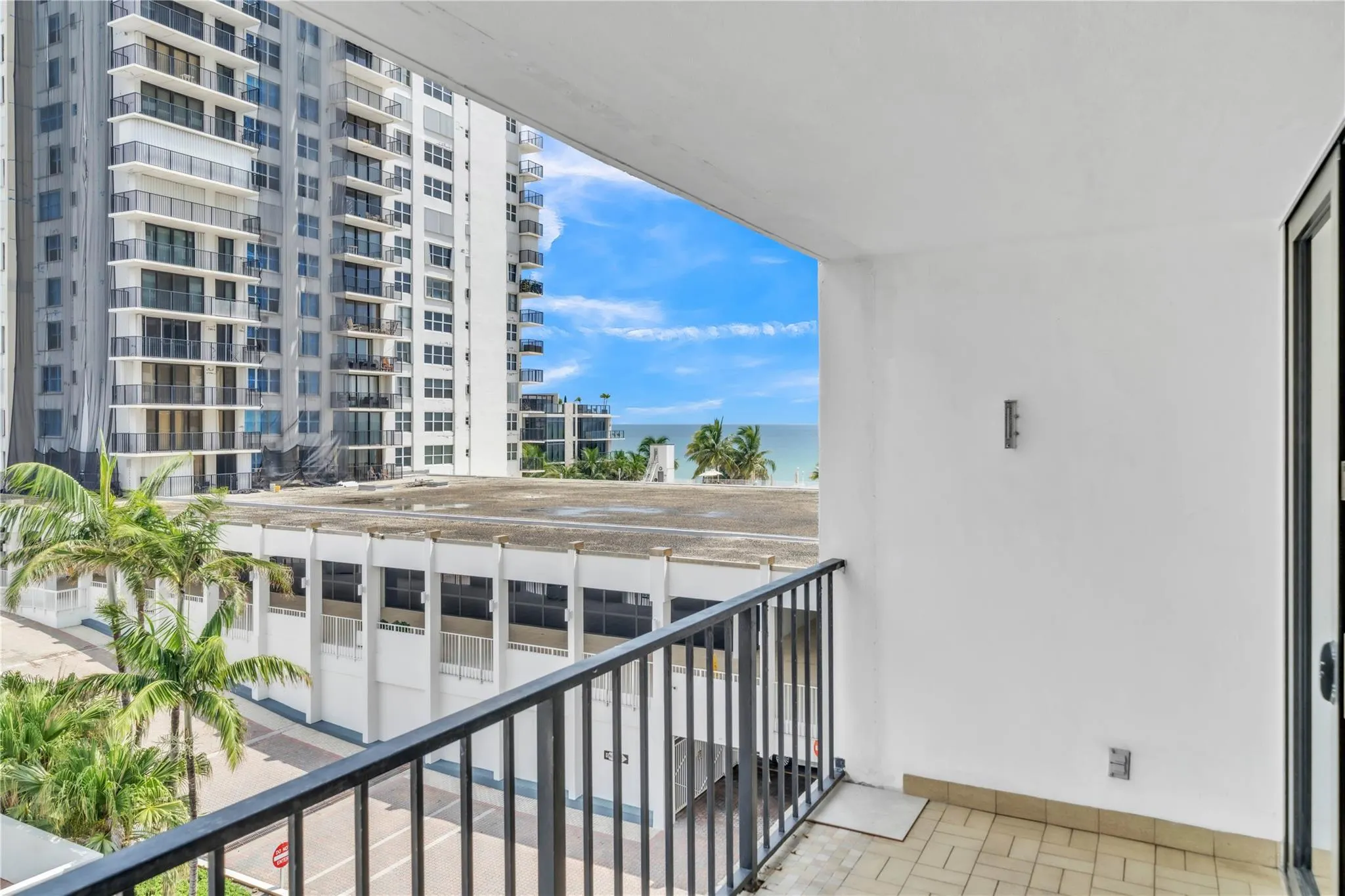 2401 S Ocean Dr, #505