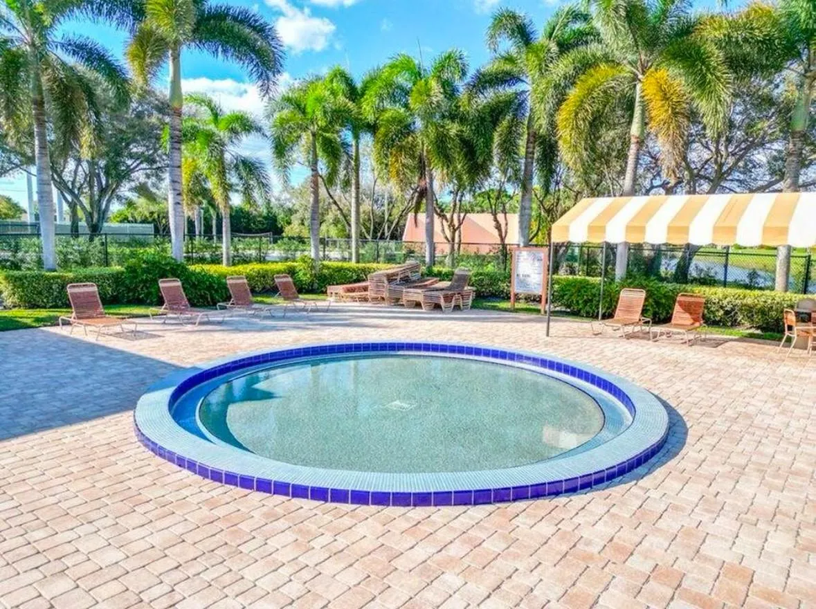 4113 41st Way
