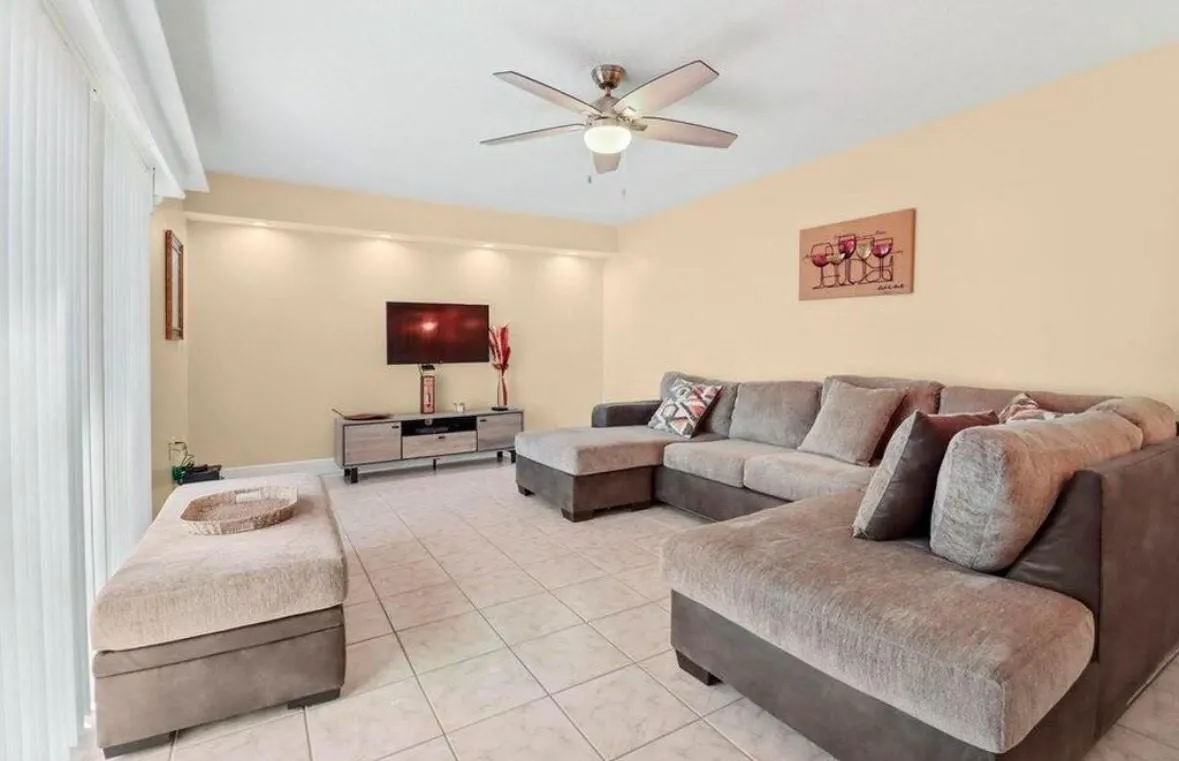 4113 41st Way