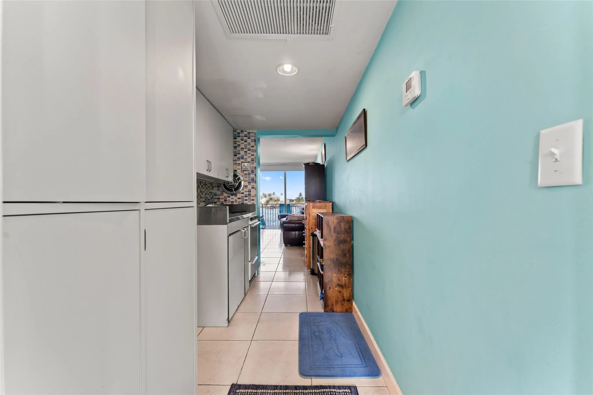 2508 Bay Dr, #209