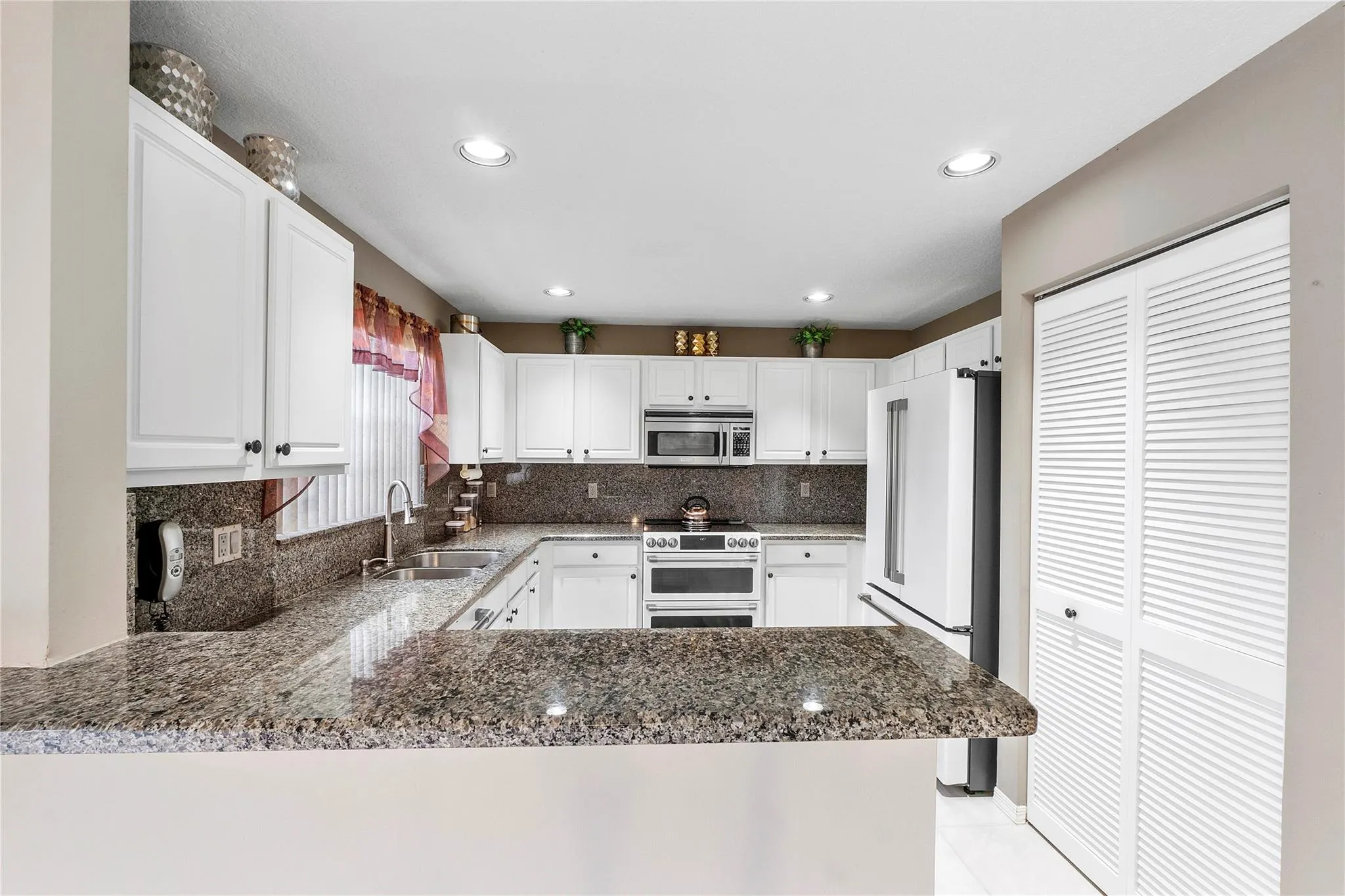 5332 NW 125th Ave