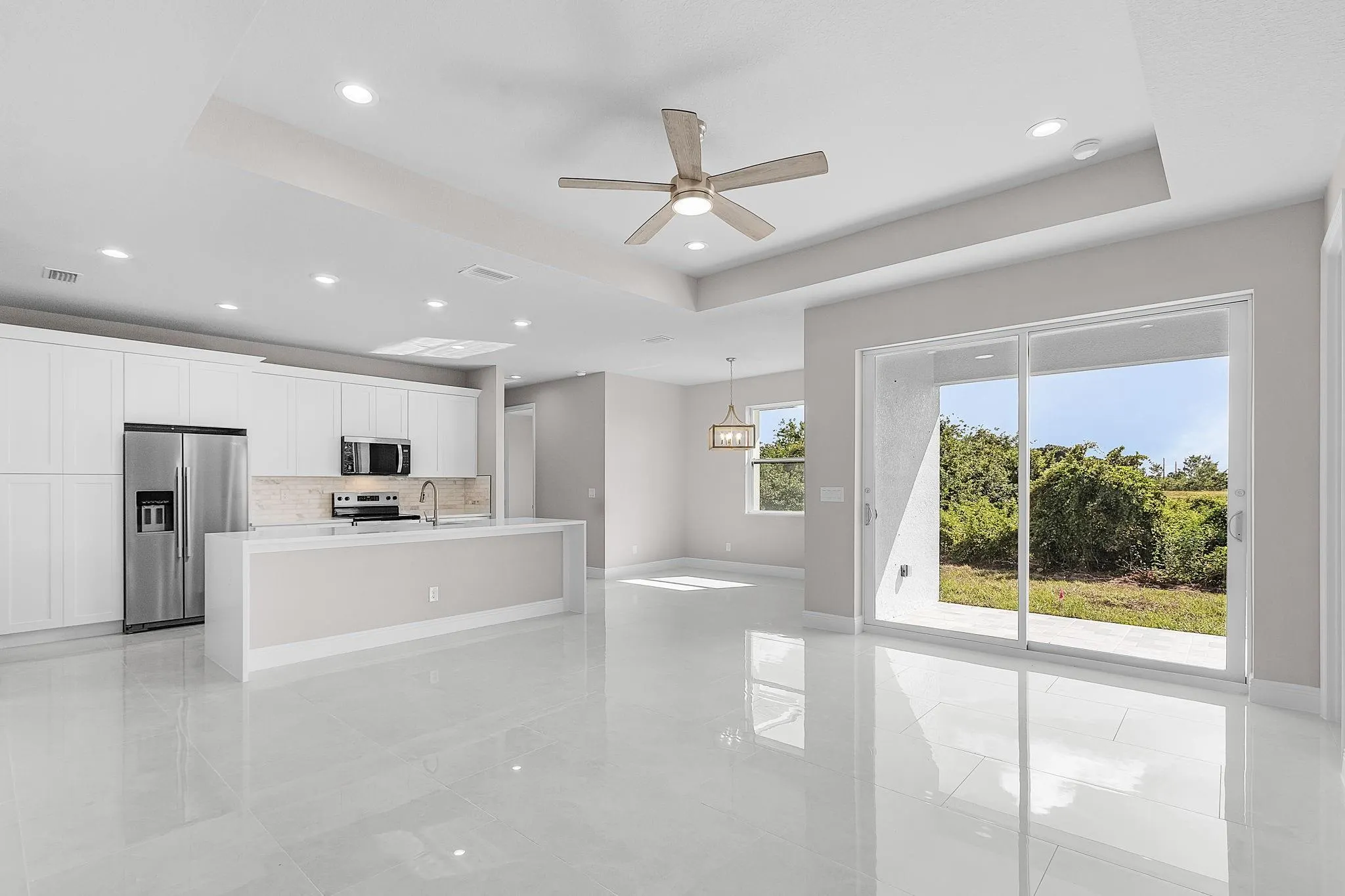 1215 Andover Dr