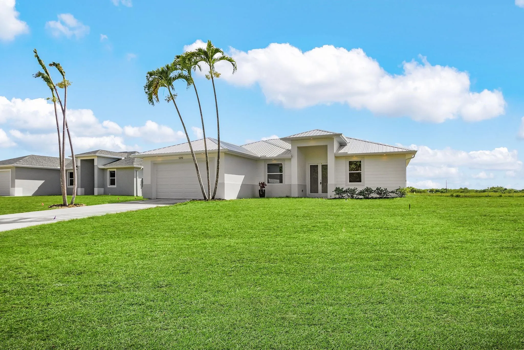 1215 Andover Dr