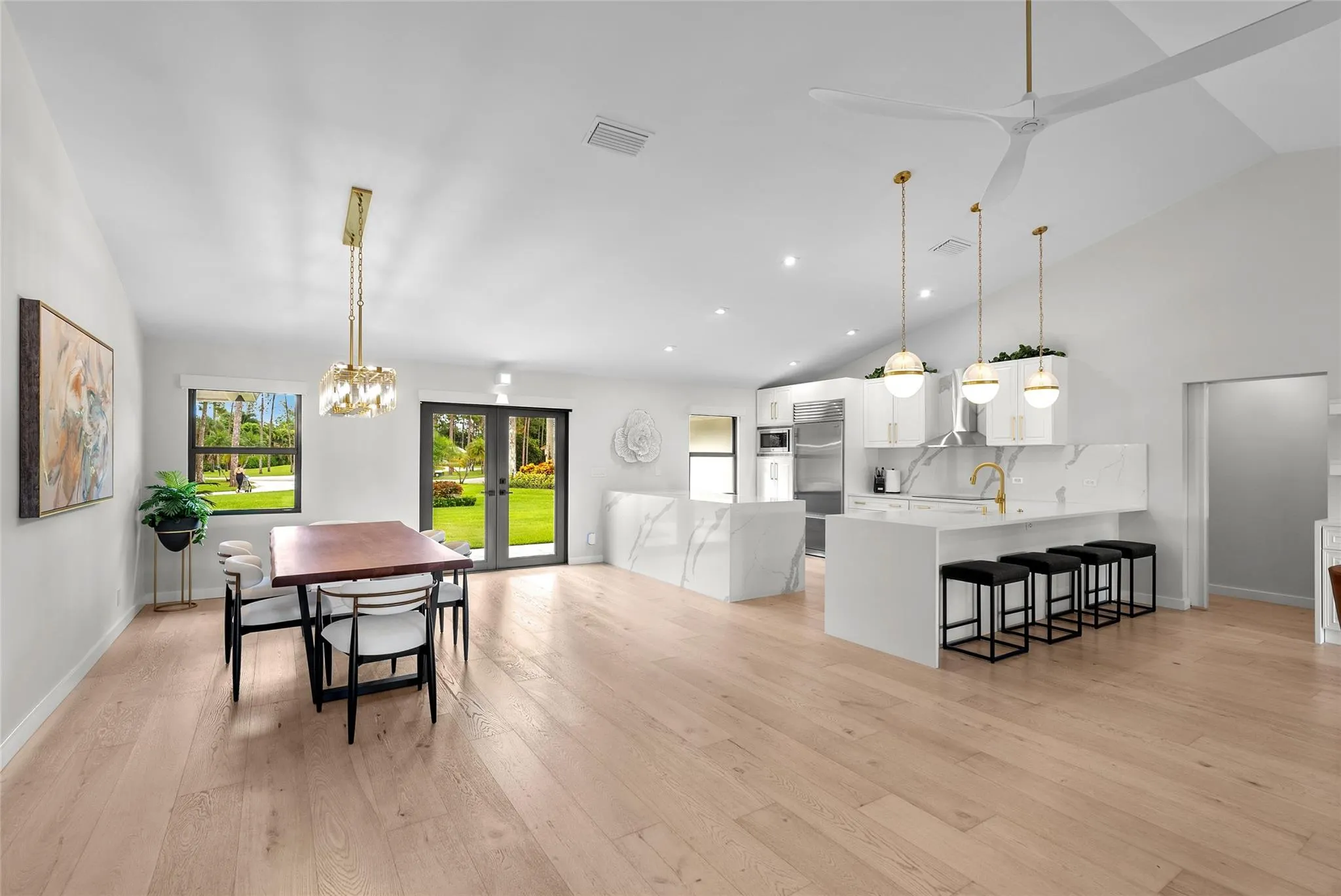 8611 Gullane Ct