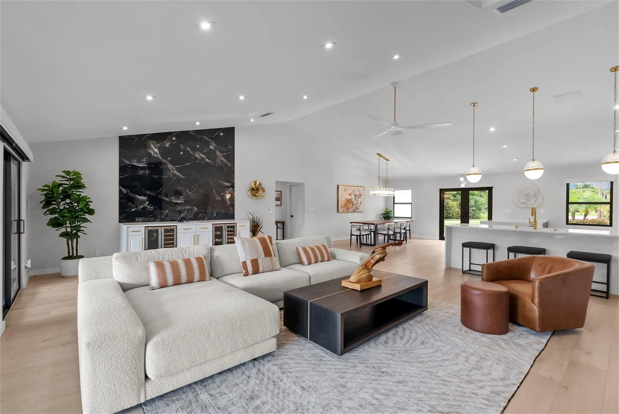 8611 Gullane Ct
