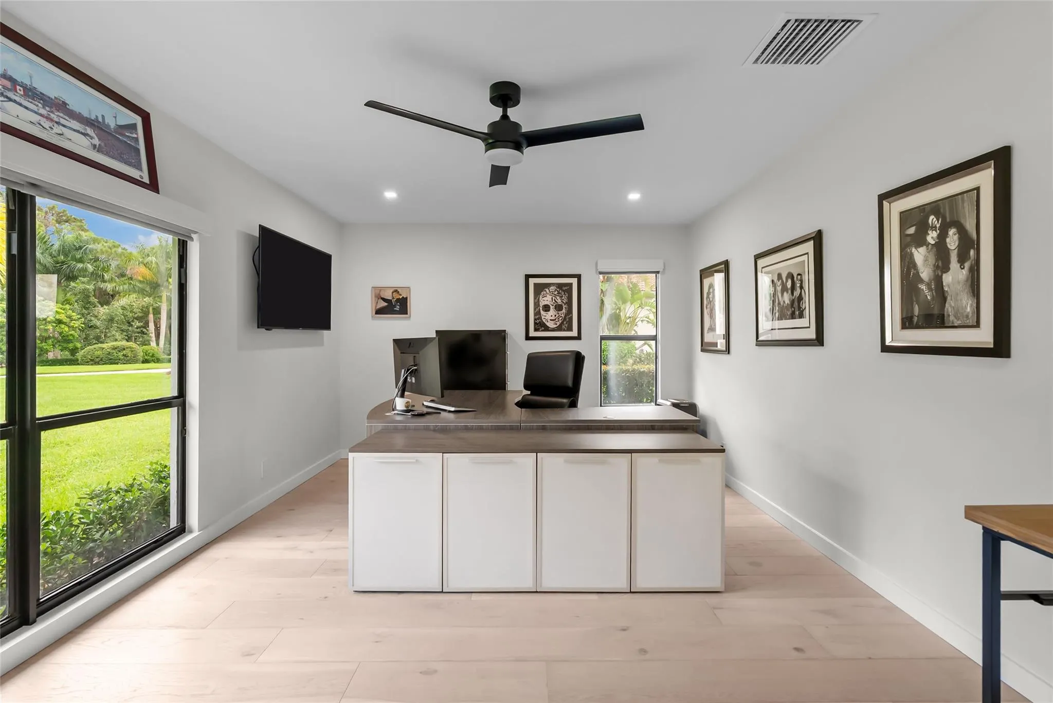 8611 Gullane Ct