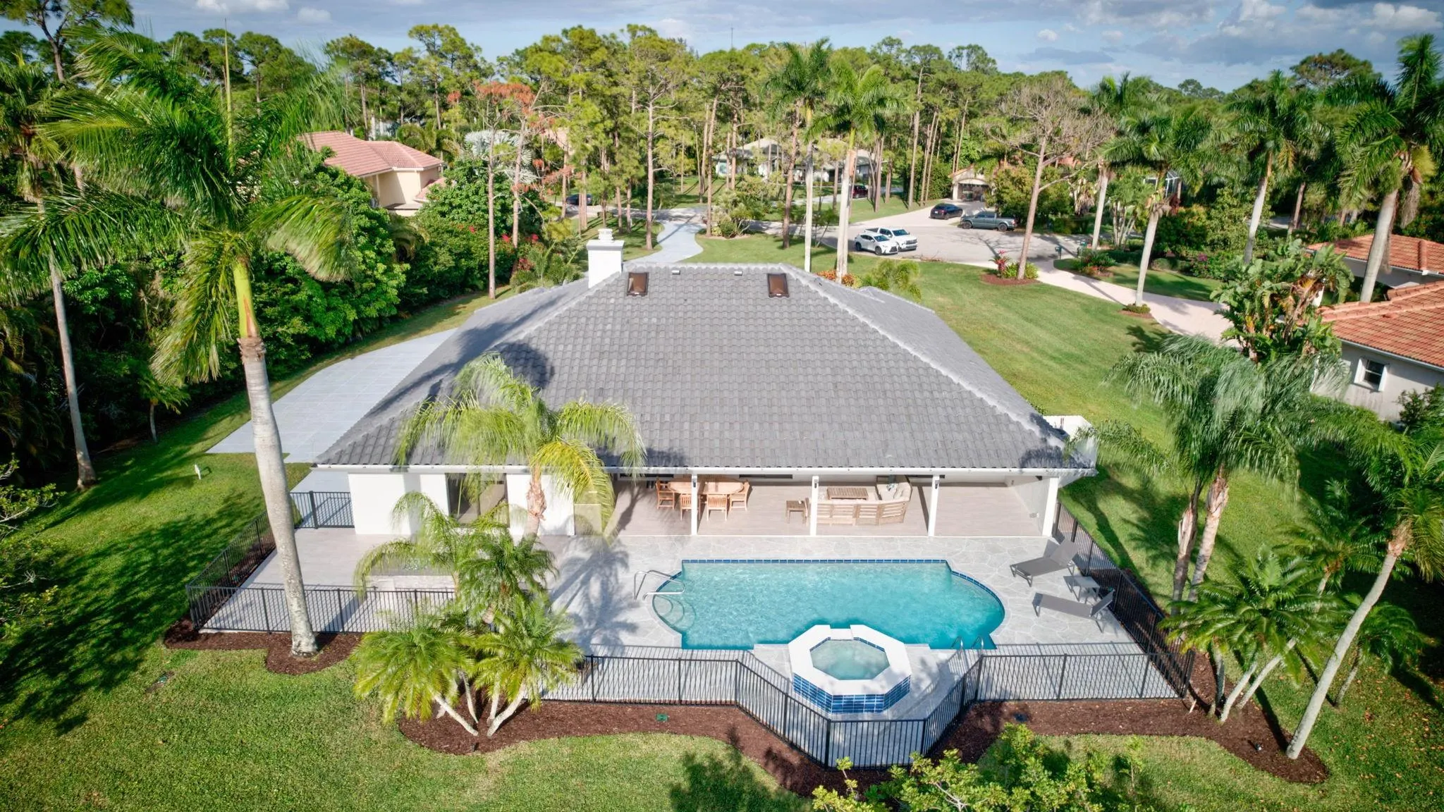 8611 Gullane Ct