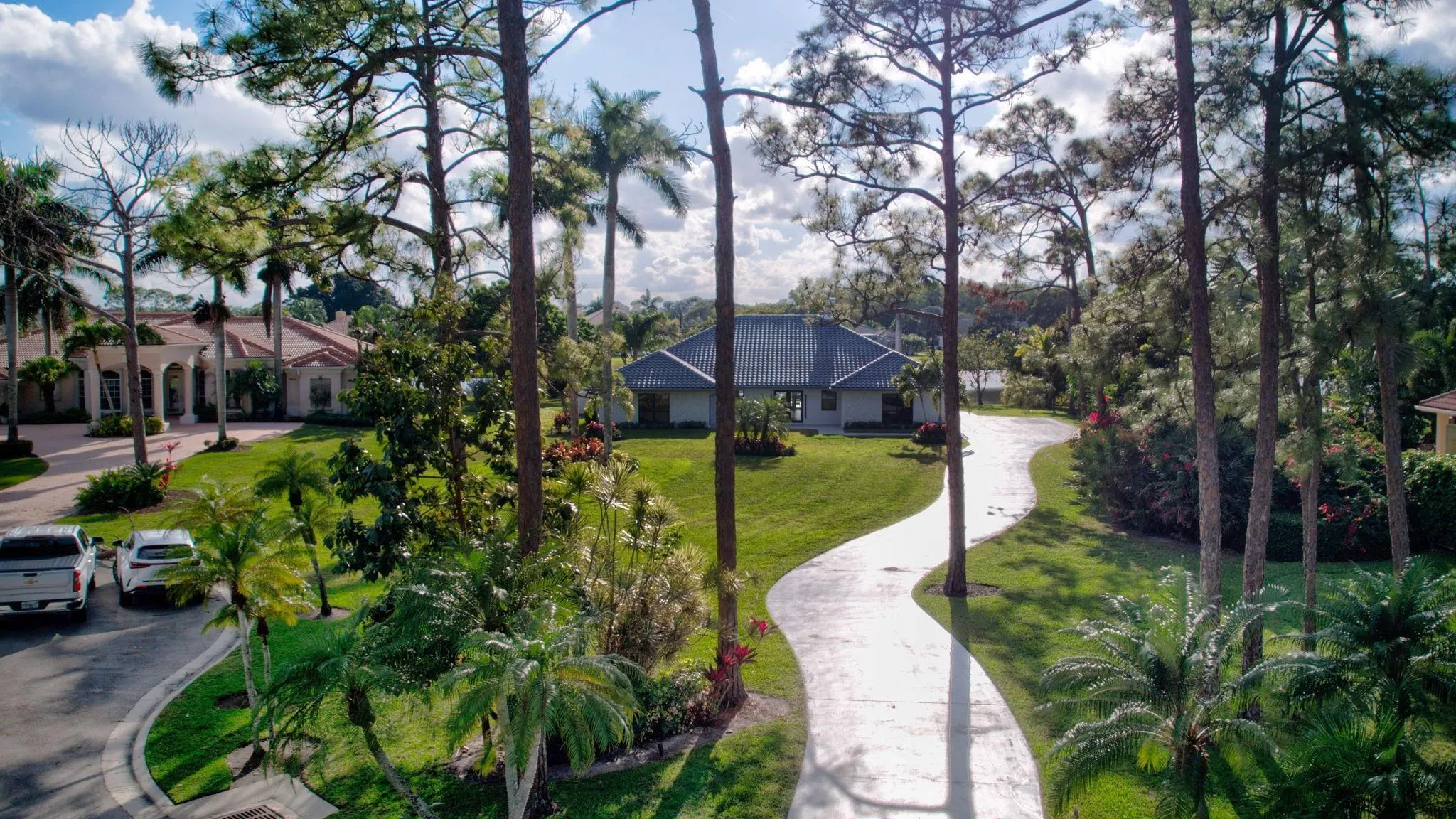 8611 Gullane Ct