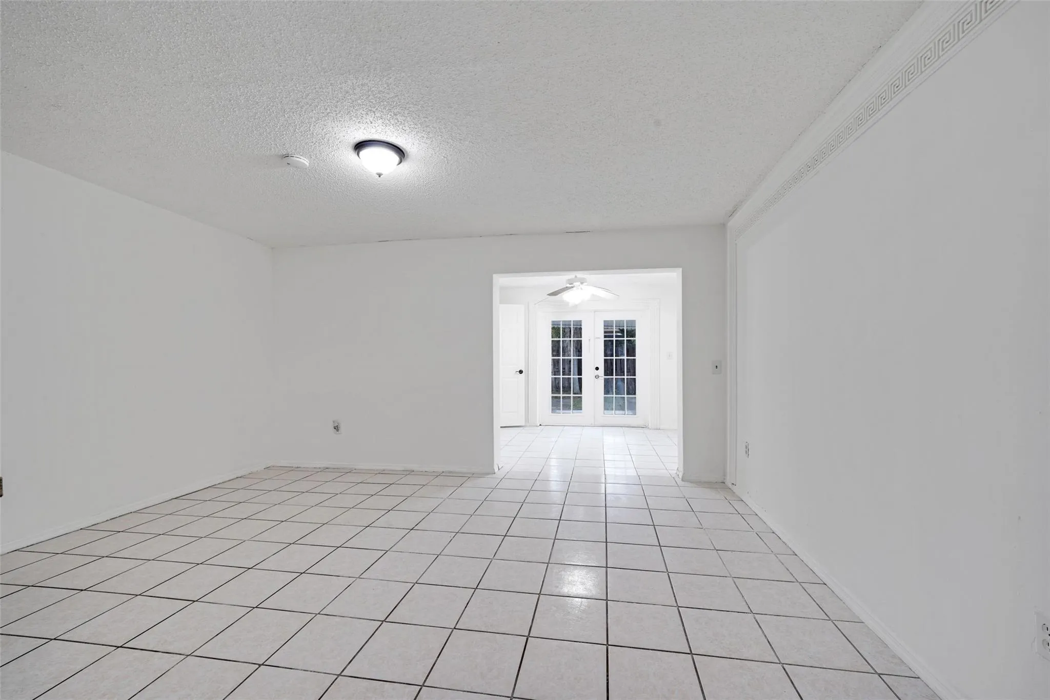 8461 NW 14th St