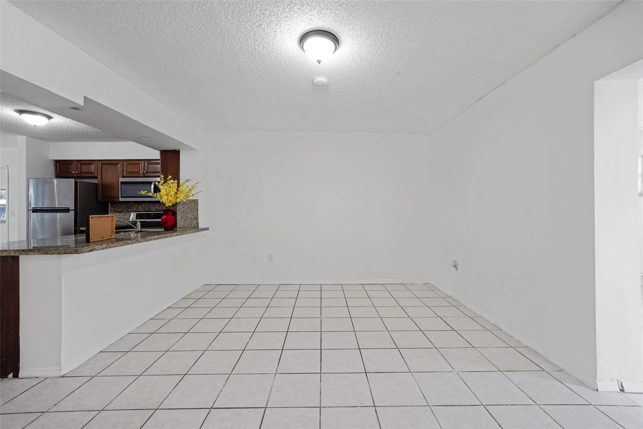 8461 NW 14th St