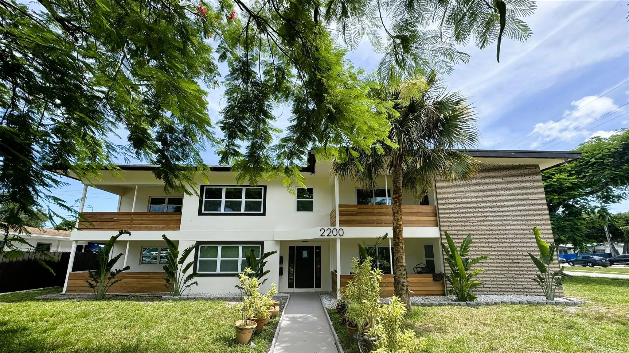 2200 NE 173rd Street