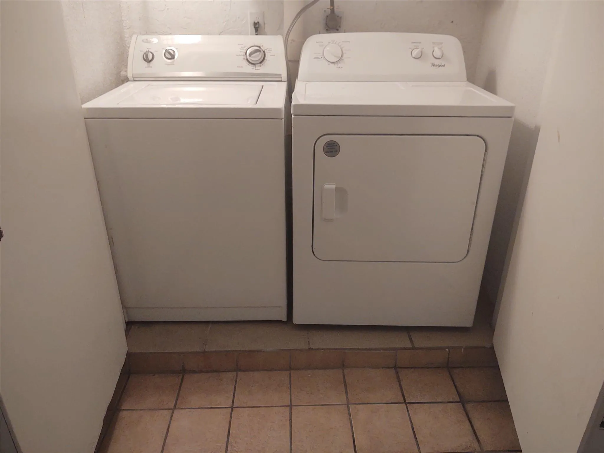301 Club Cir, #103