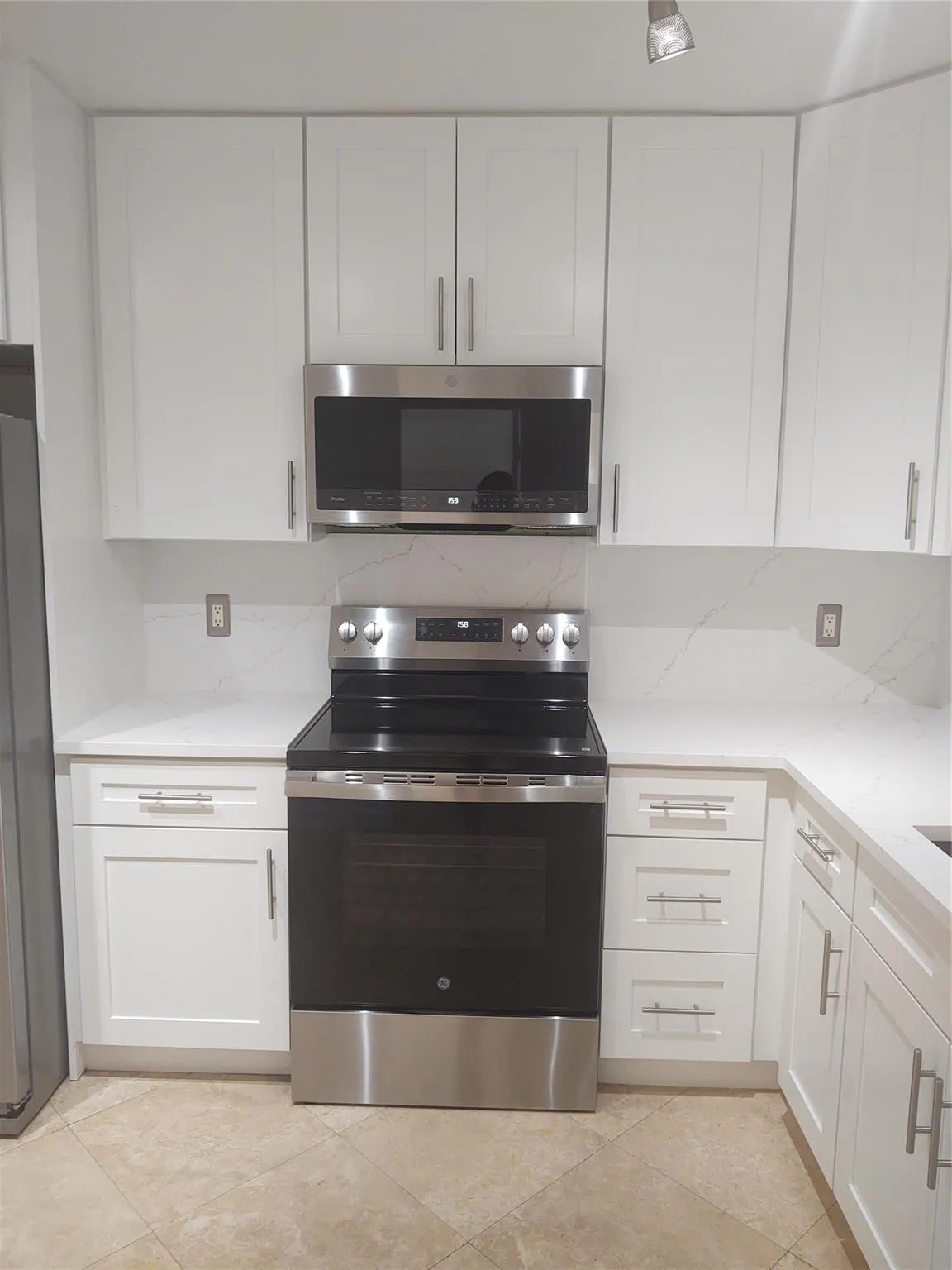 301 Club Cir, #103