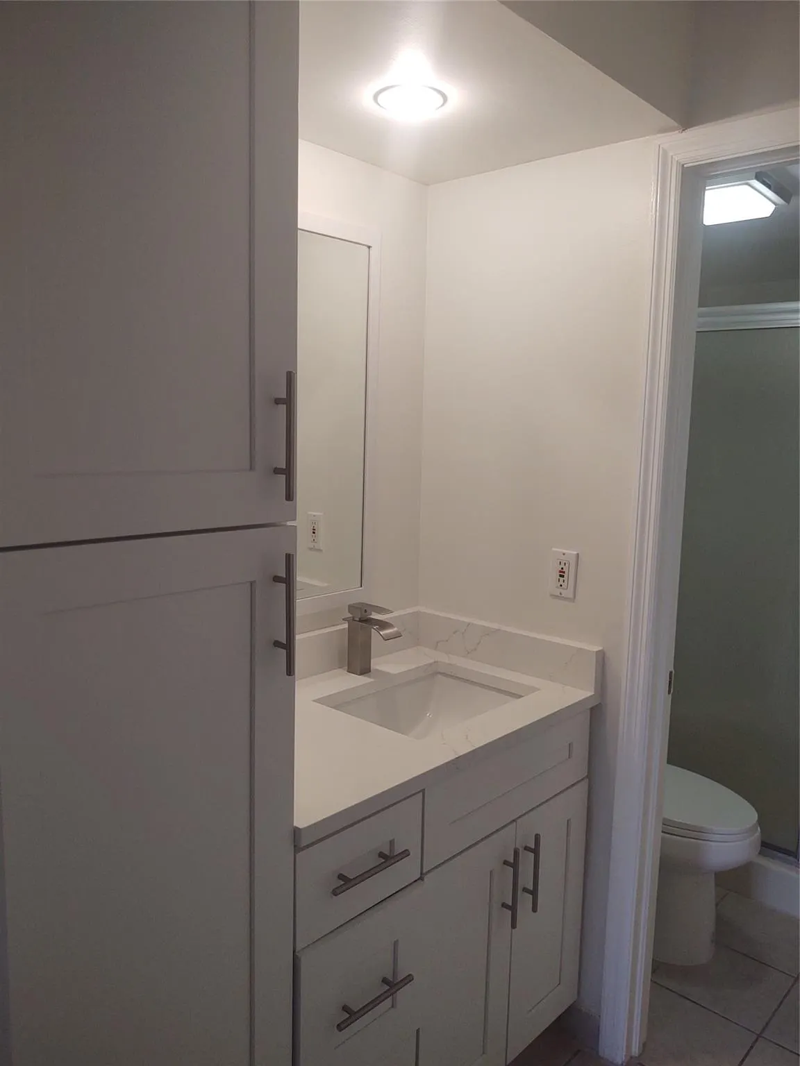 301 Club Cir, #103