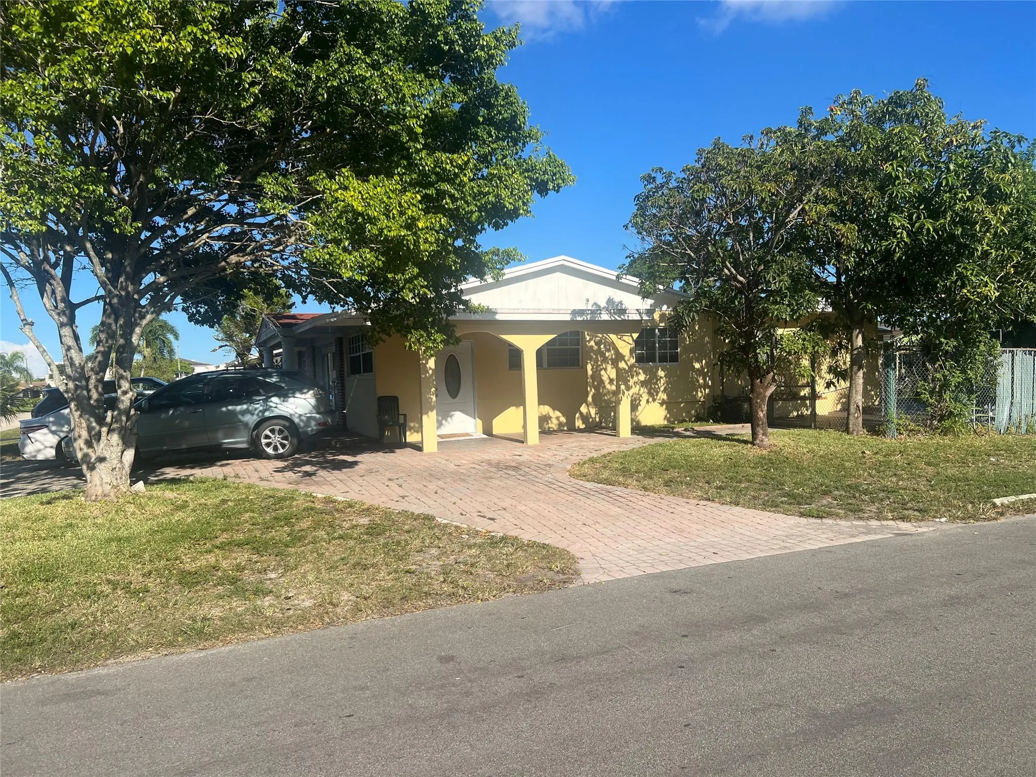 2790 SW 3rd Ct