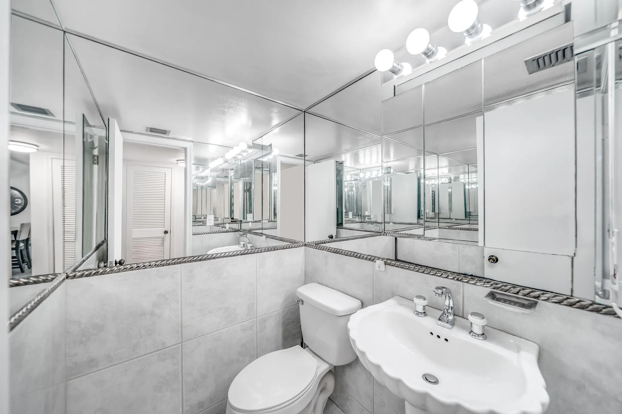 3581 S Ocean Boulevard, #3B