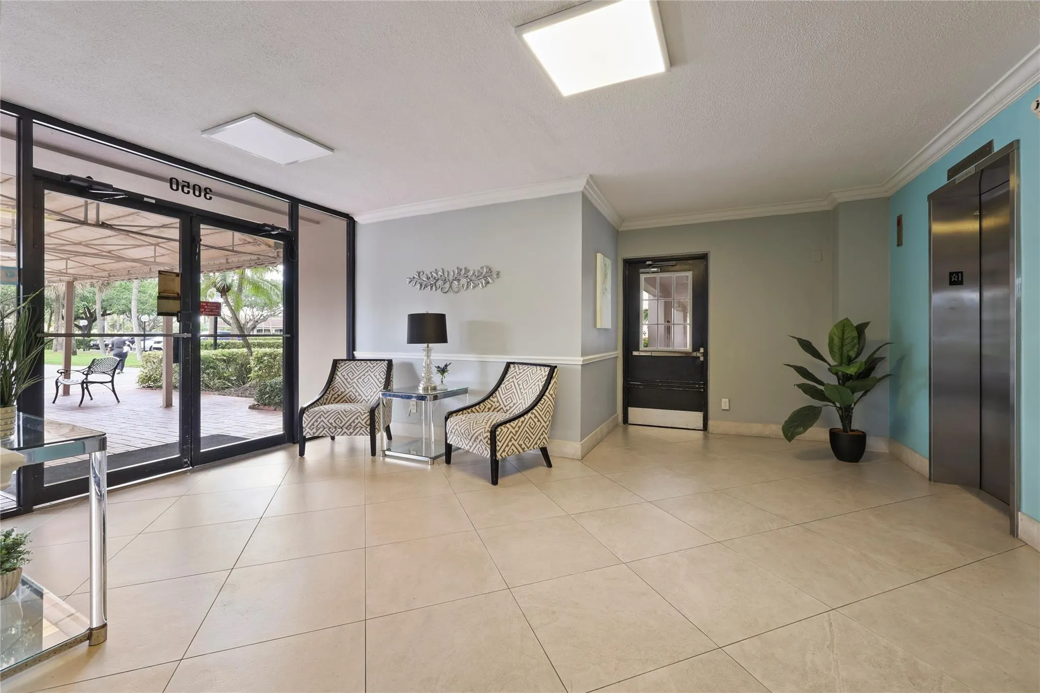 3050 N Palm Aire Dr, #609