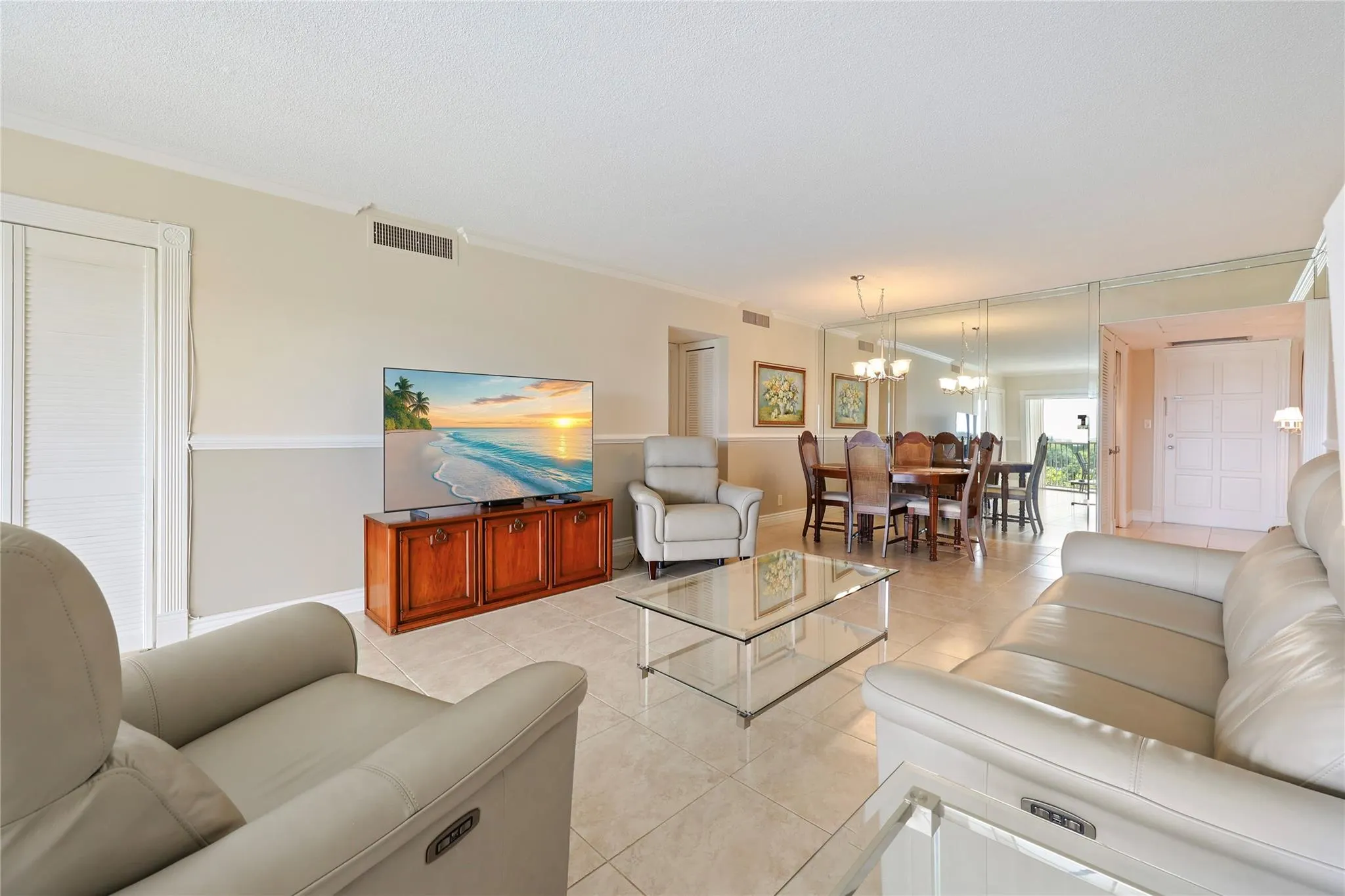 3050 N Palm Aire Dr, #609