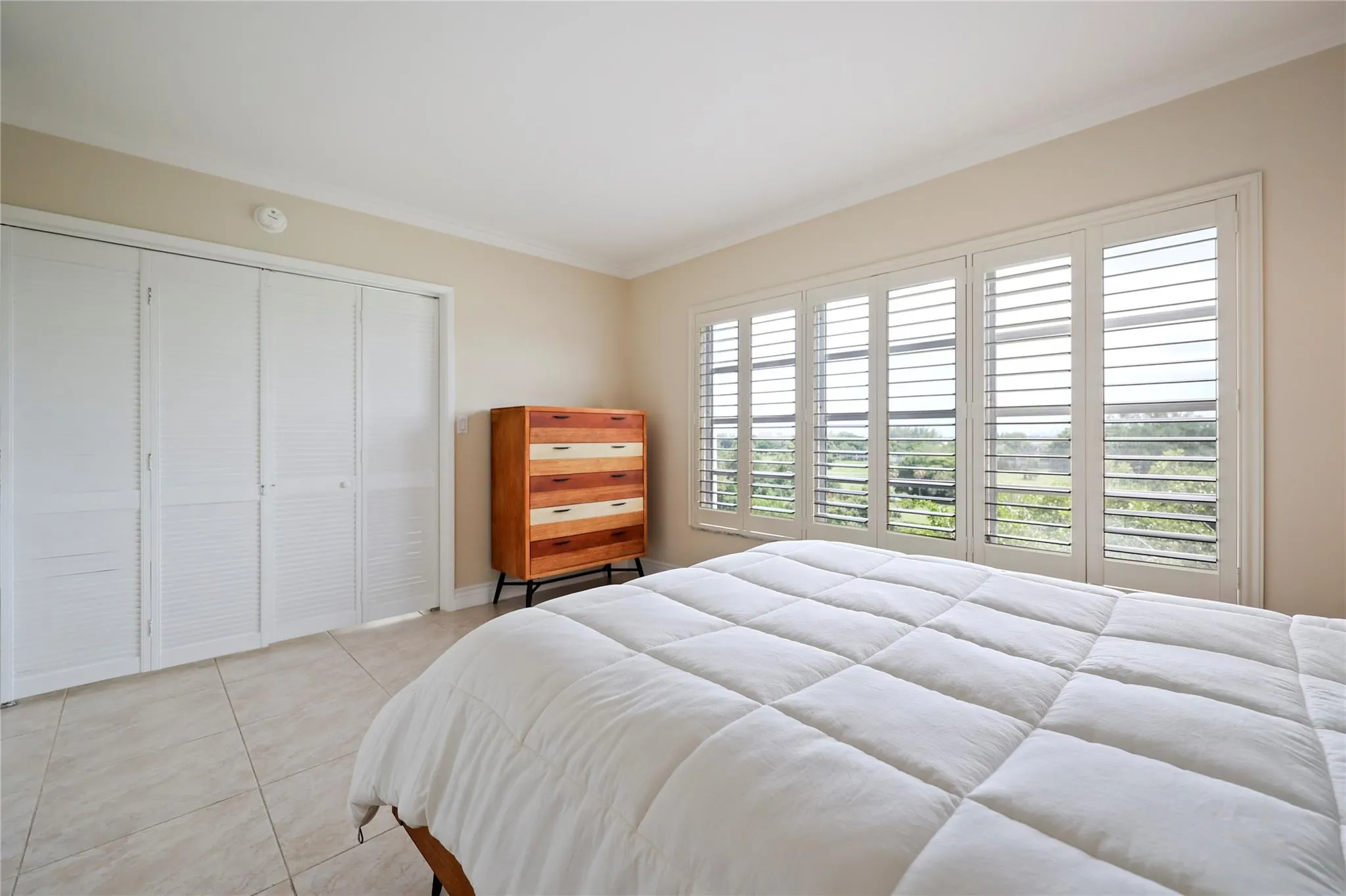 3050 N Palm Aire Dr, #609